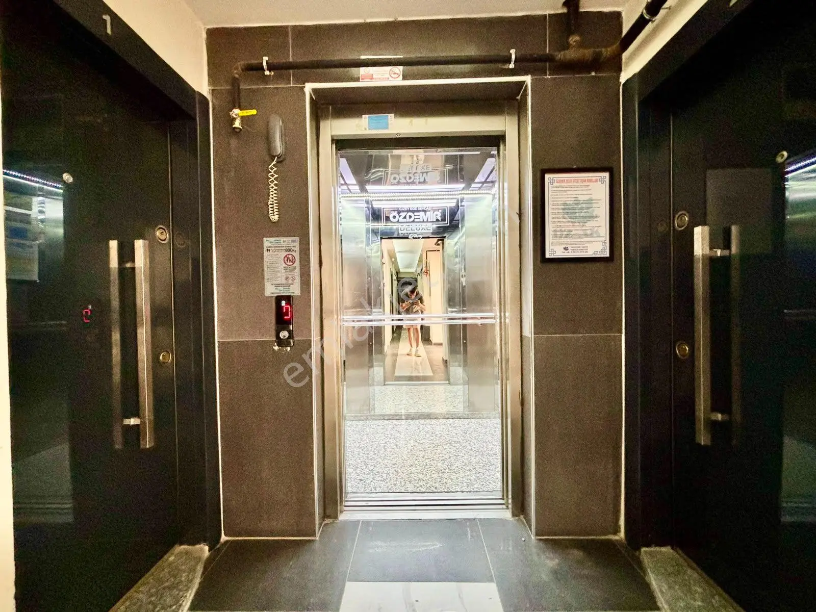 ꧁ay Emlaktan꧂akçay Altınkum'da Yüzme Havuzlu Güvenlikli Kapalı Otoparklı Satılık 1+1 Daire — fotoğraf 32