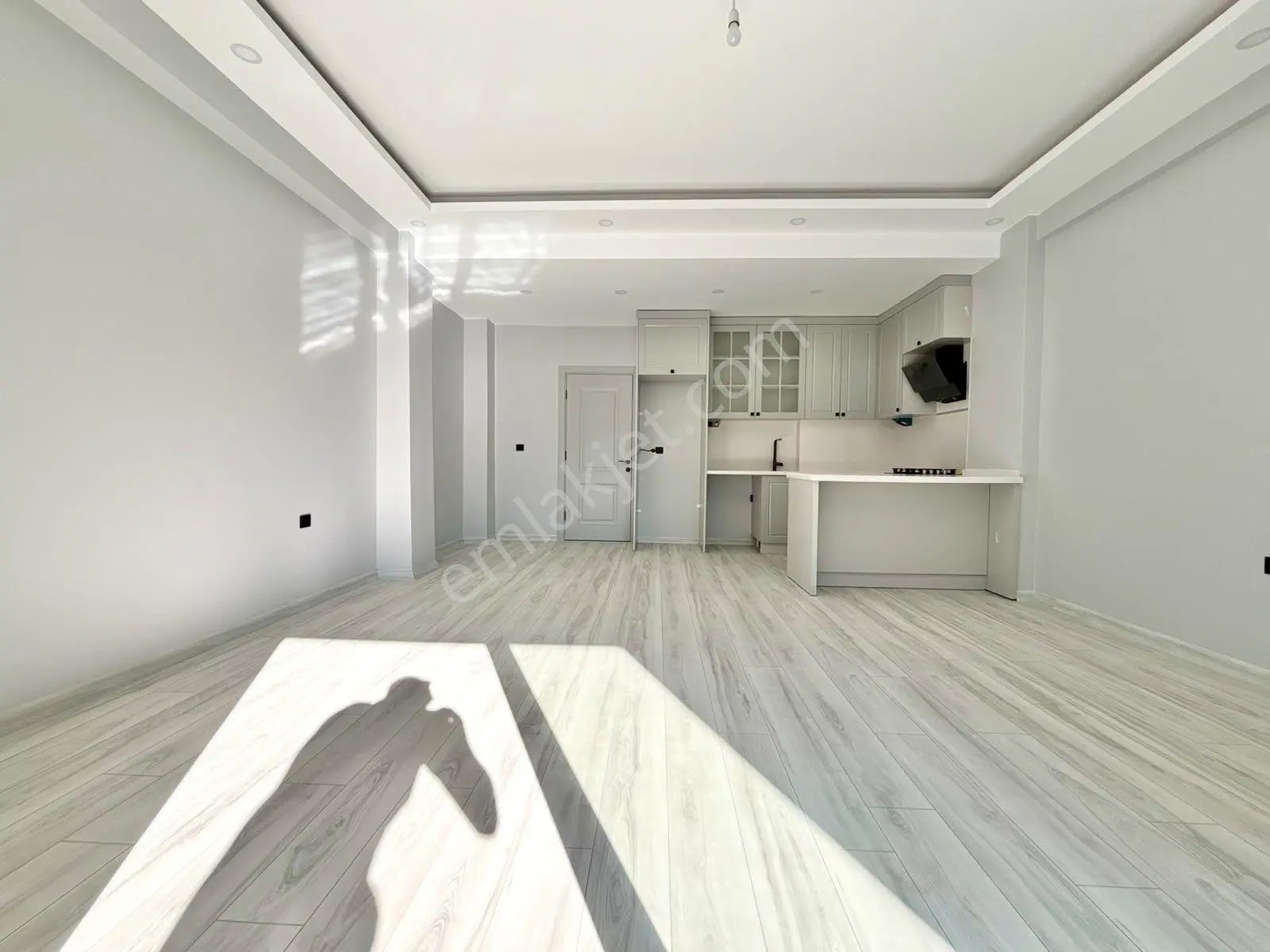 Ay Emlaktanakçay'da Kazdağları Eteklerinde Yeşillikler İçerisinde Satılık 3+1 Çift Teraslı Villa — fotoğraf 10