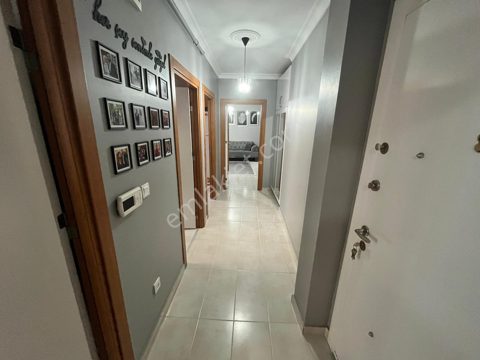 Samandırada Metronun Dibinde Satılık 2+1 Daire — fotoğraf 9
