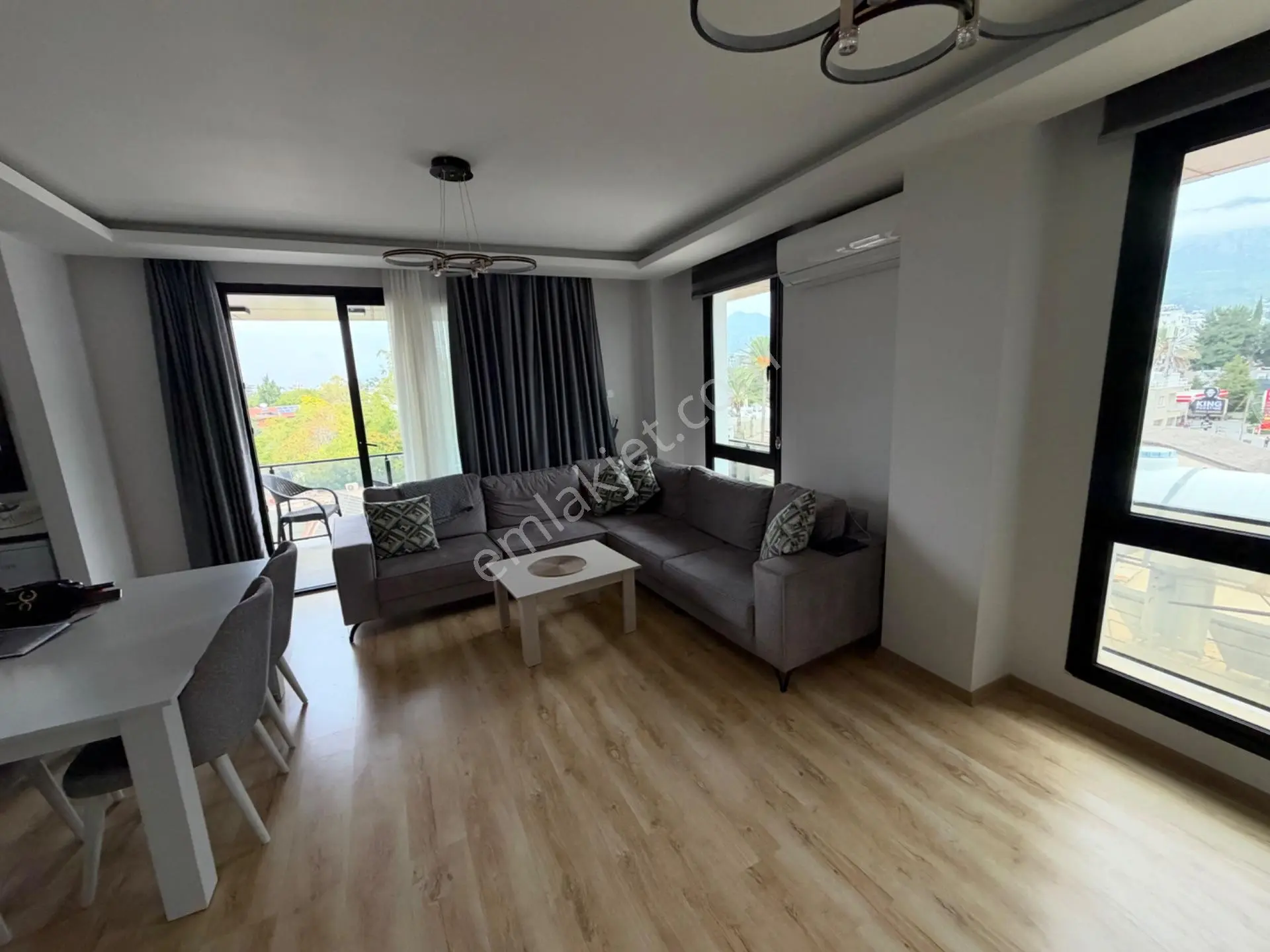 Girne Merkez Satılık 2 + 1 Penthouse