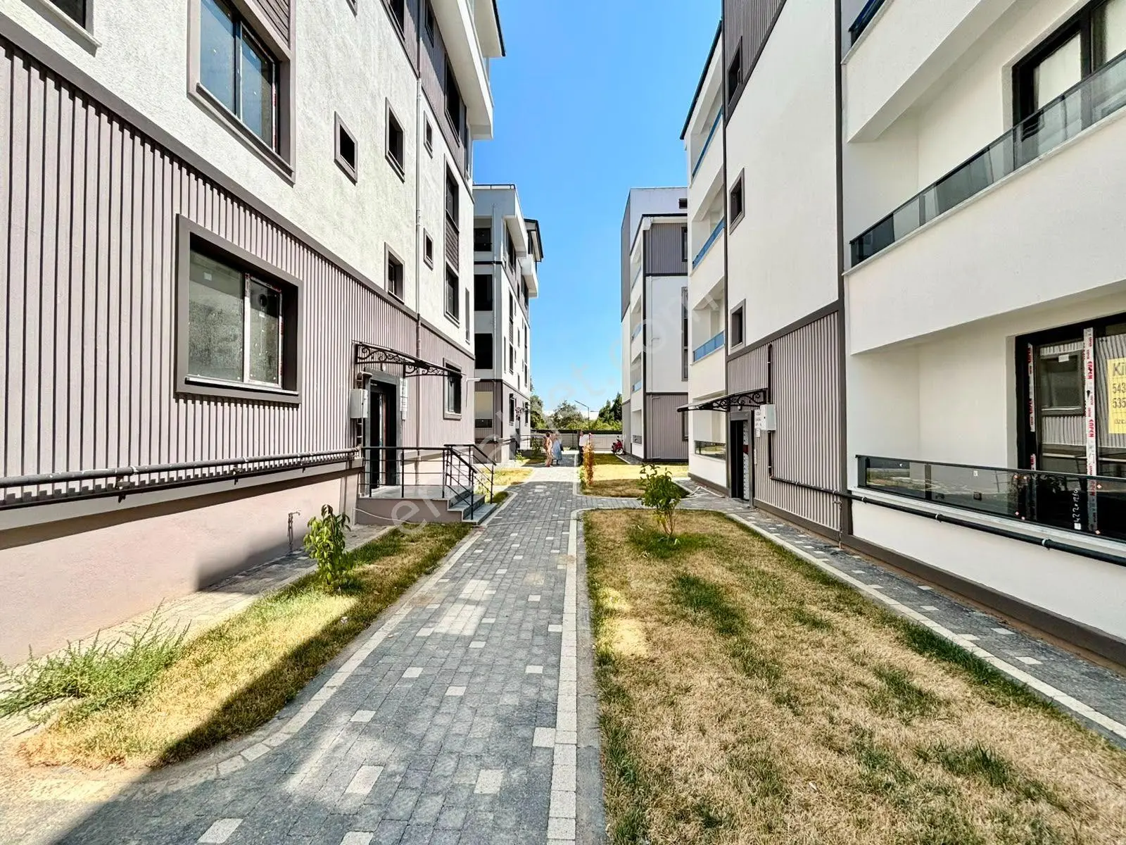 ꧁ay Emlaktan꧂edremit Kadıköyde Kapalı Otoparklı Hastane Yakını Yerden Isıtmalı Satılık 1+1 Lüx Daire — fotoğraf 22