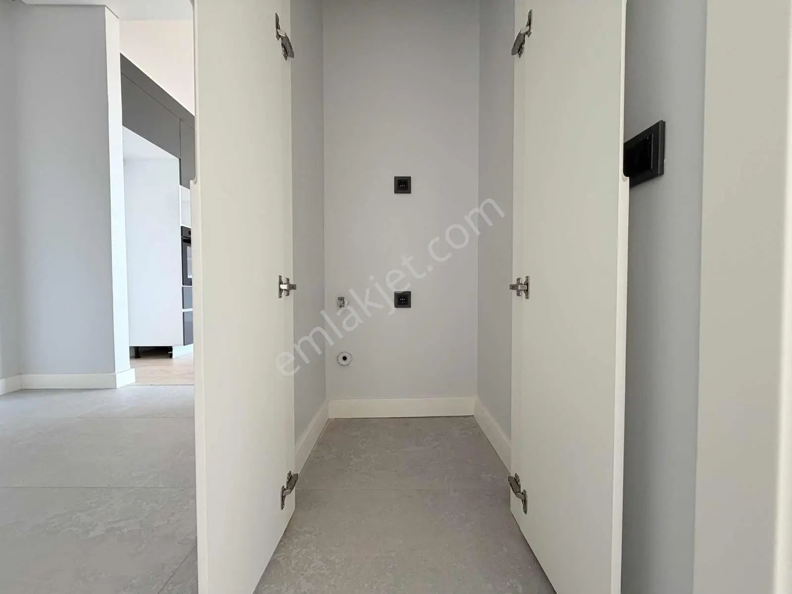 Emlak Konut Çınarköy'de 2+1 Peyzaj Cepheli Devirli Daire — fotoğraf 6