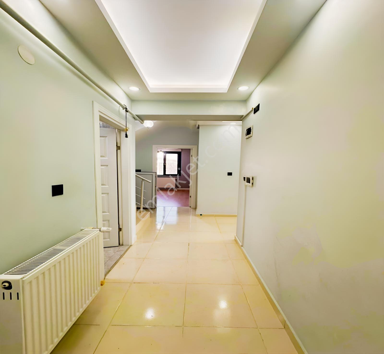 Akçaburgaz Mah. 4+2 Lüks Teraslı 150 M² Fırsat Dubleks Daire — fotoğraf 9