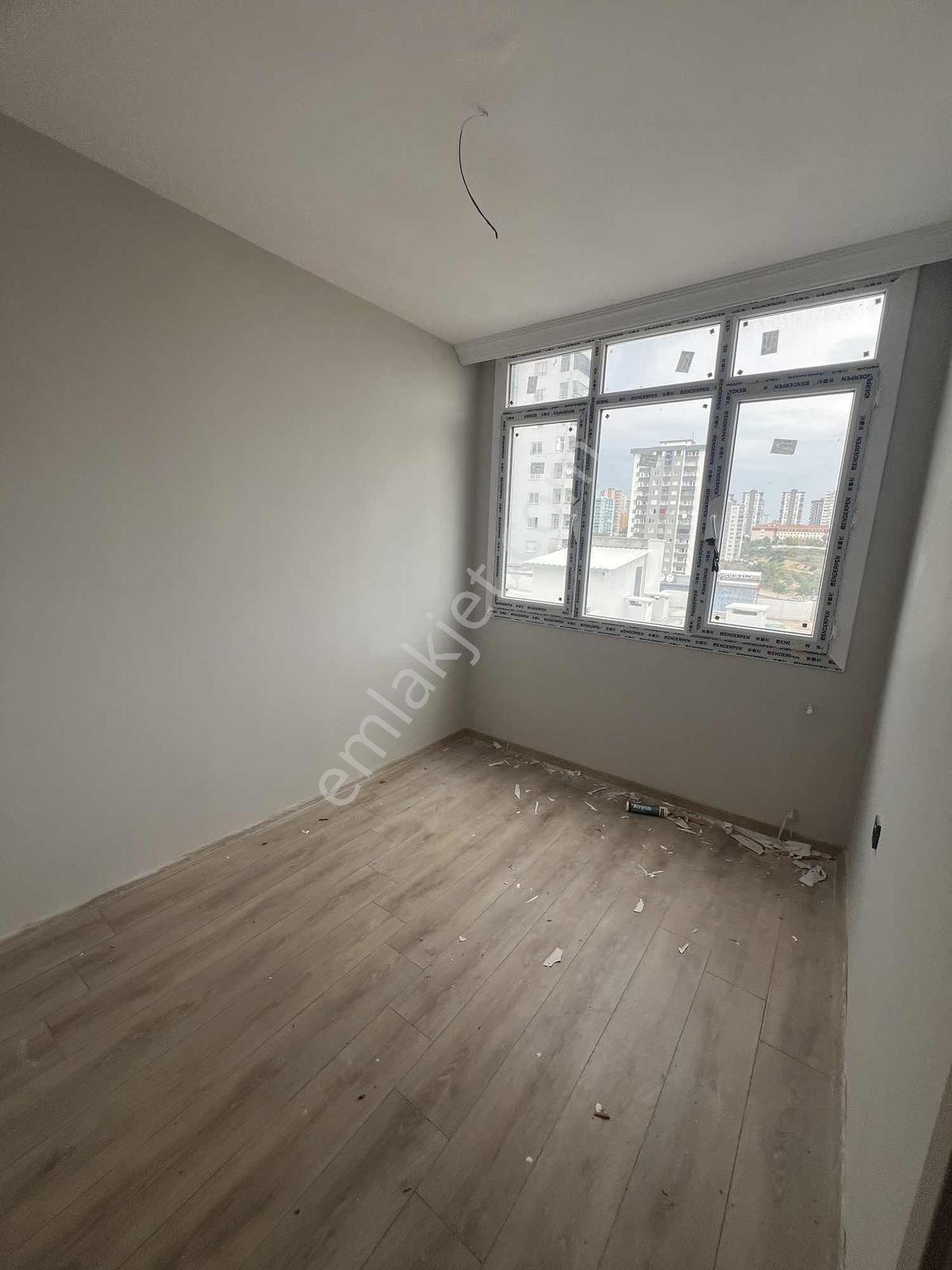 Kulepark~merkezi~konumda~üzeri~2+1~balkonlu~sitede~bitmiş~hazır — fotoğraf 9