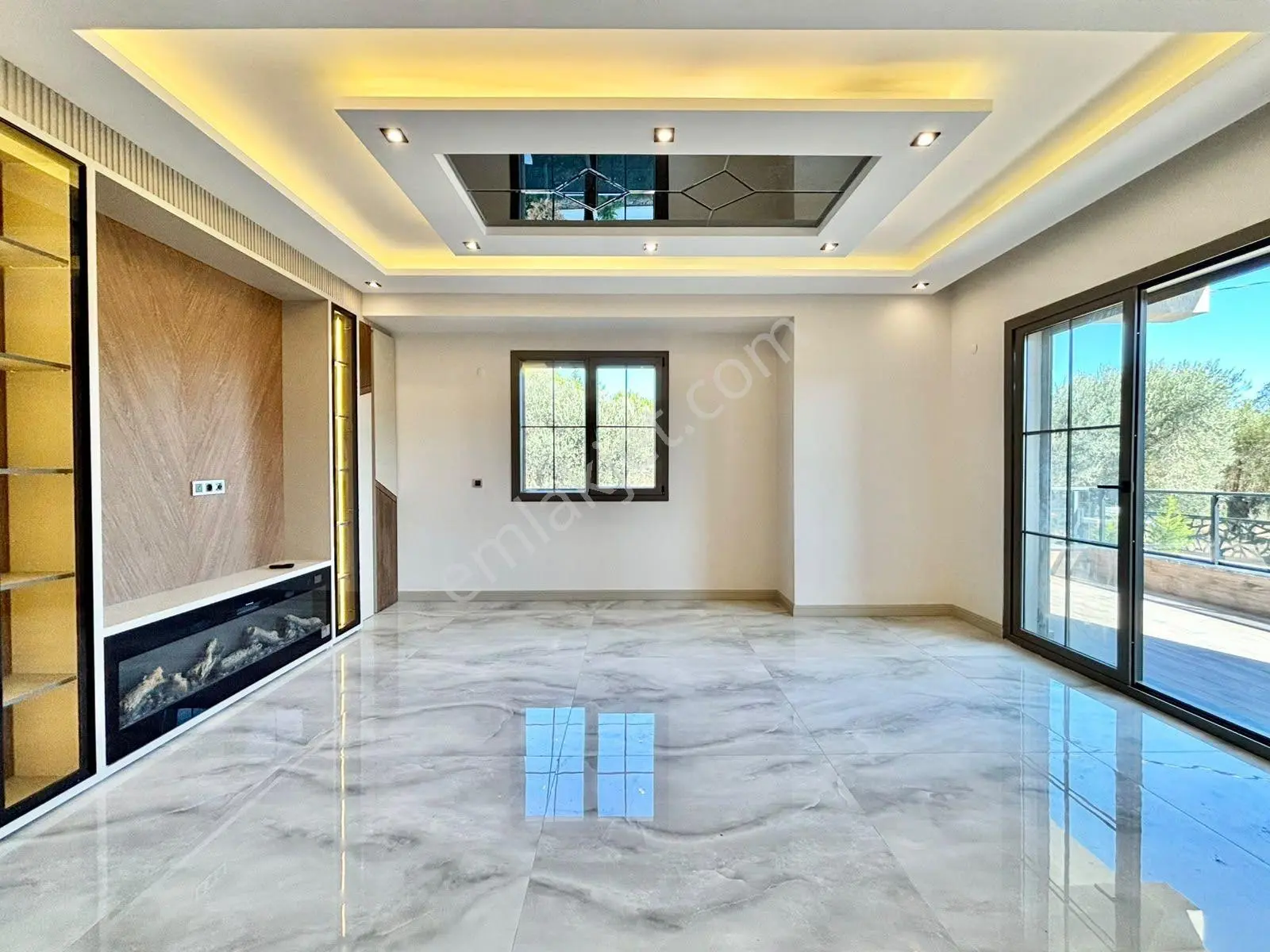 Ay Emlaktan Güre'de Yolun Altında Muhteşem Konumlu Denize 300 Mt Satılık 4+1 Lüks Müstakil Villa — fotoğraf 11