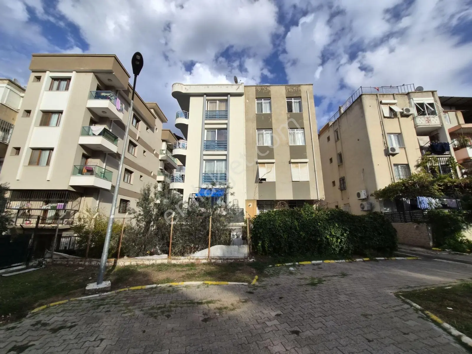 Müstakil Yaşam Tadında Bahçeli Satılık 3+2 Daire — fotoğraf 2