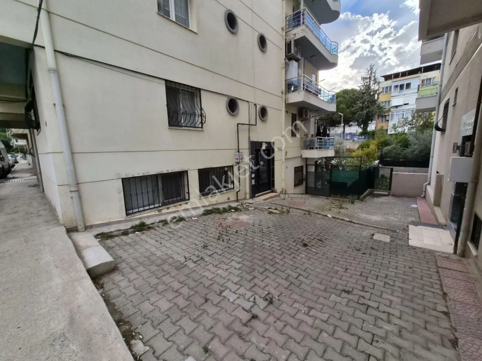 Müstakil Yaşam Tadında Bahçeli Satılık 3+2 Daire — fotoğraf 4