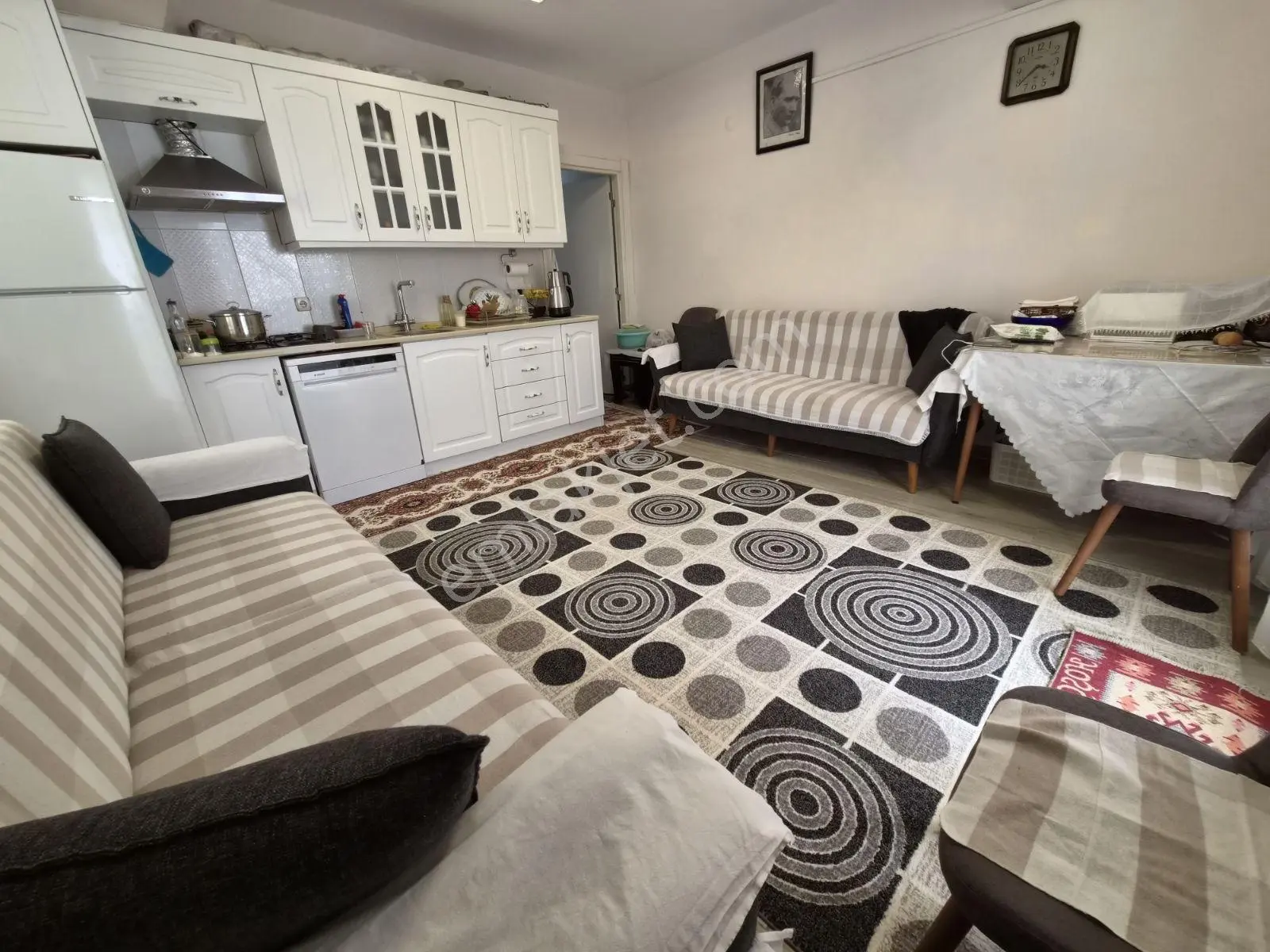 Müstakil Yaşam Tadında Bahçeli Satılık 3+2 Daire — fotoğraf 7