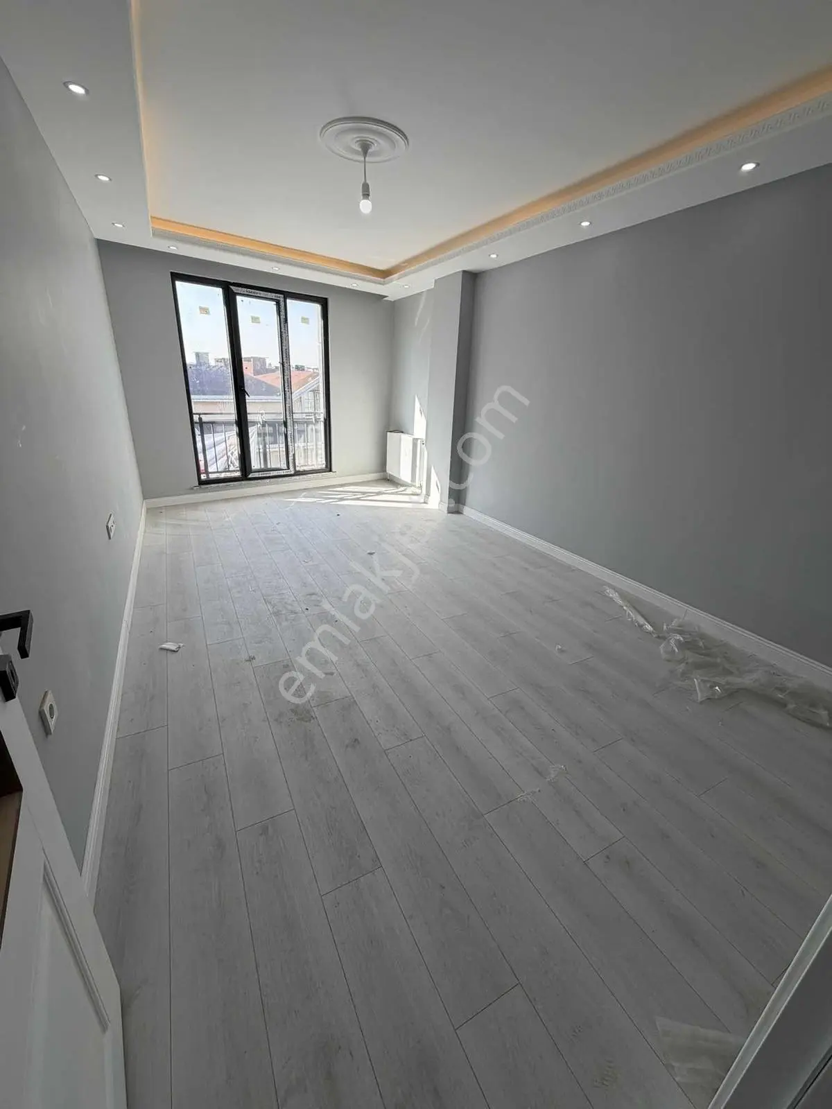 Yenidoğan Mah Satılık 4+2 Daire — fotoğraf 2
