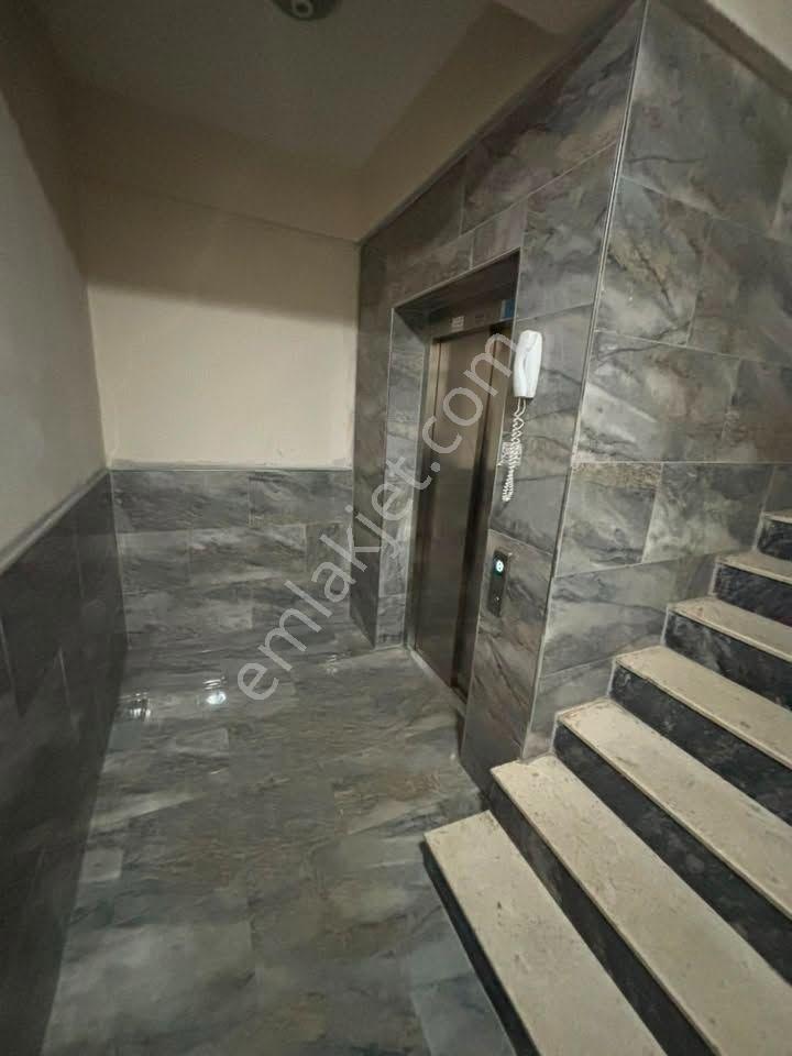 Tc Emlaktan Satılık 1+1 Daire Doğalgazlı — fotoğraf 14