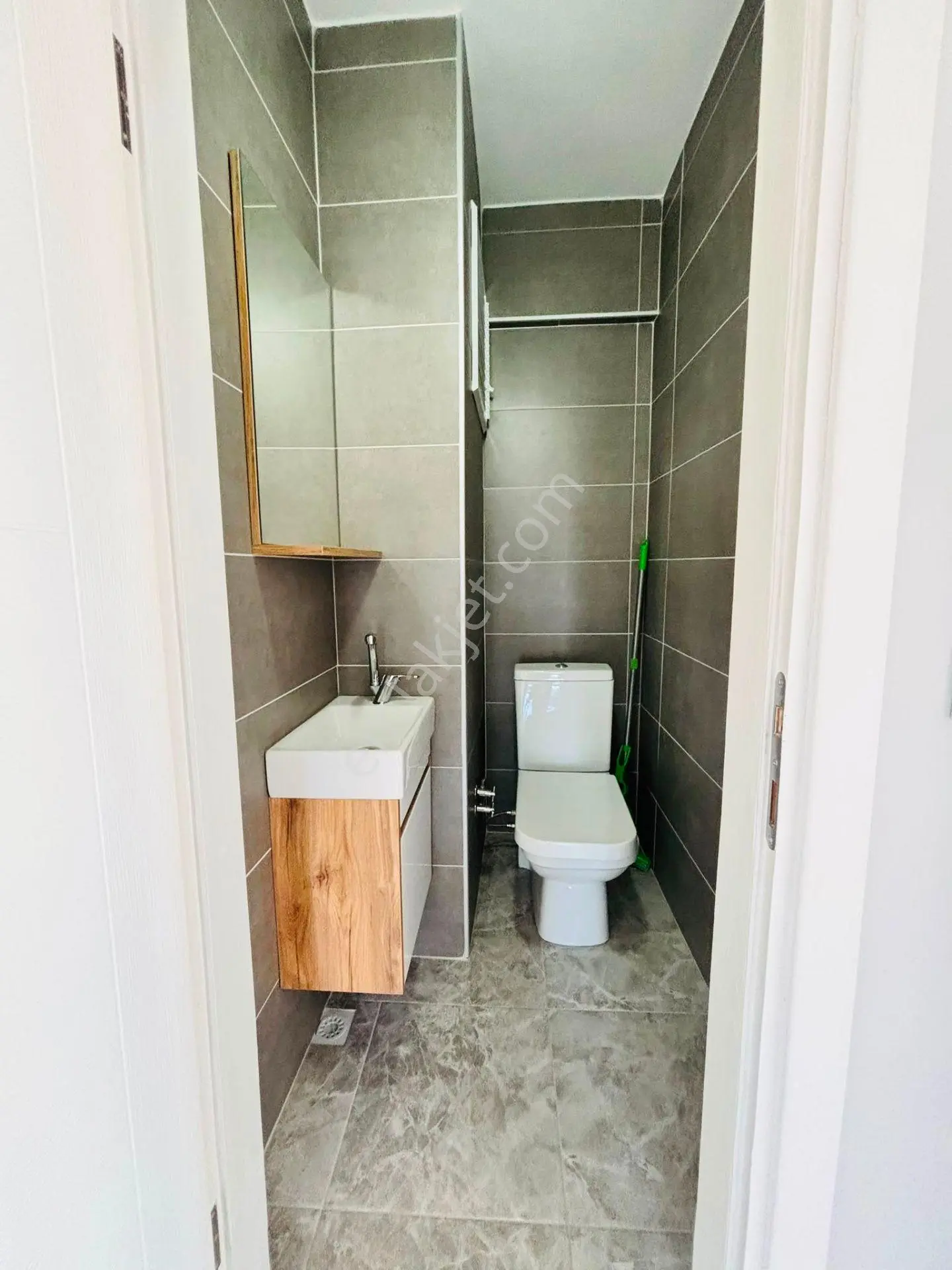 Mertcan'dan Kredi Limitsiz İçi Sıfır Yapılı İskanlı Geniş Daire — fotoğraf 25
