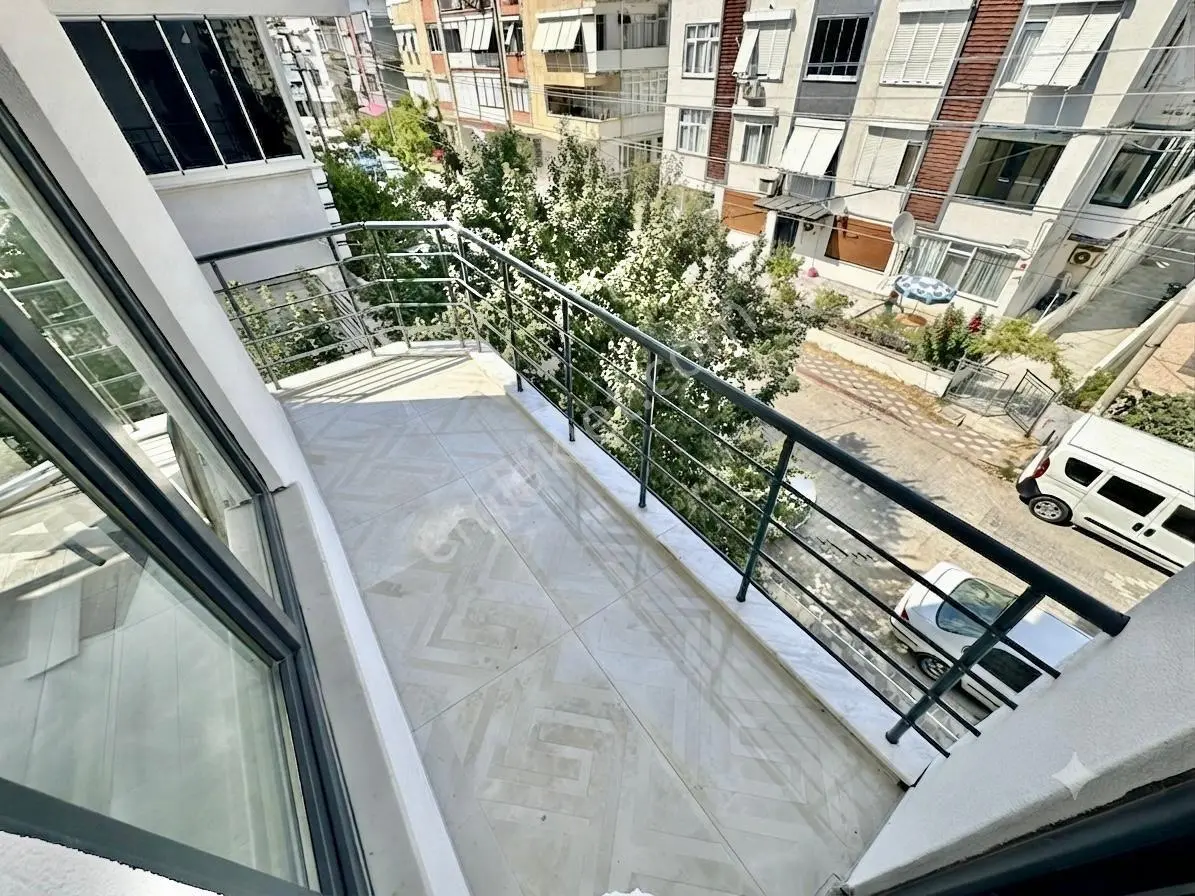 ꧁ay Emlaktan꧂akçay Merkezde Arakat Ön Cephe Denize Sadece 100 Mt Satılık 2+1 İçi Komple Yapılı Daire — fotoğraf 9