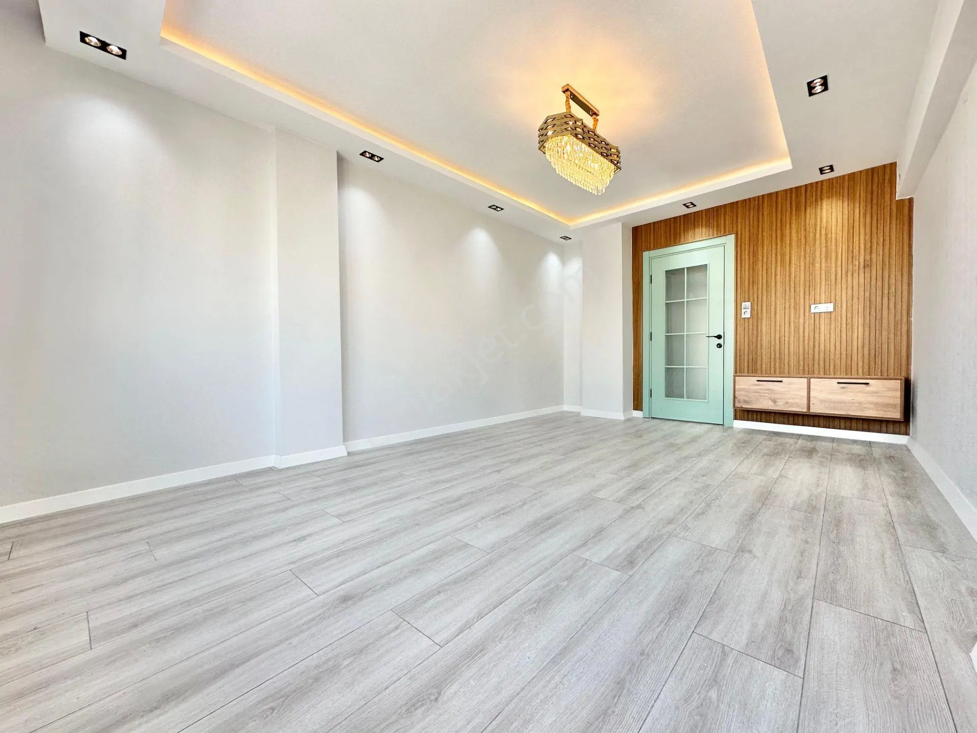 ꧁ay Emlaktan꧂akçay Merkezde Arakat Ön Cephe Denize Sadece 100 Mt Satılık 2+1 İçi Komple Yapılı Daire — fotoğraf 17