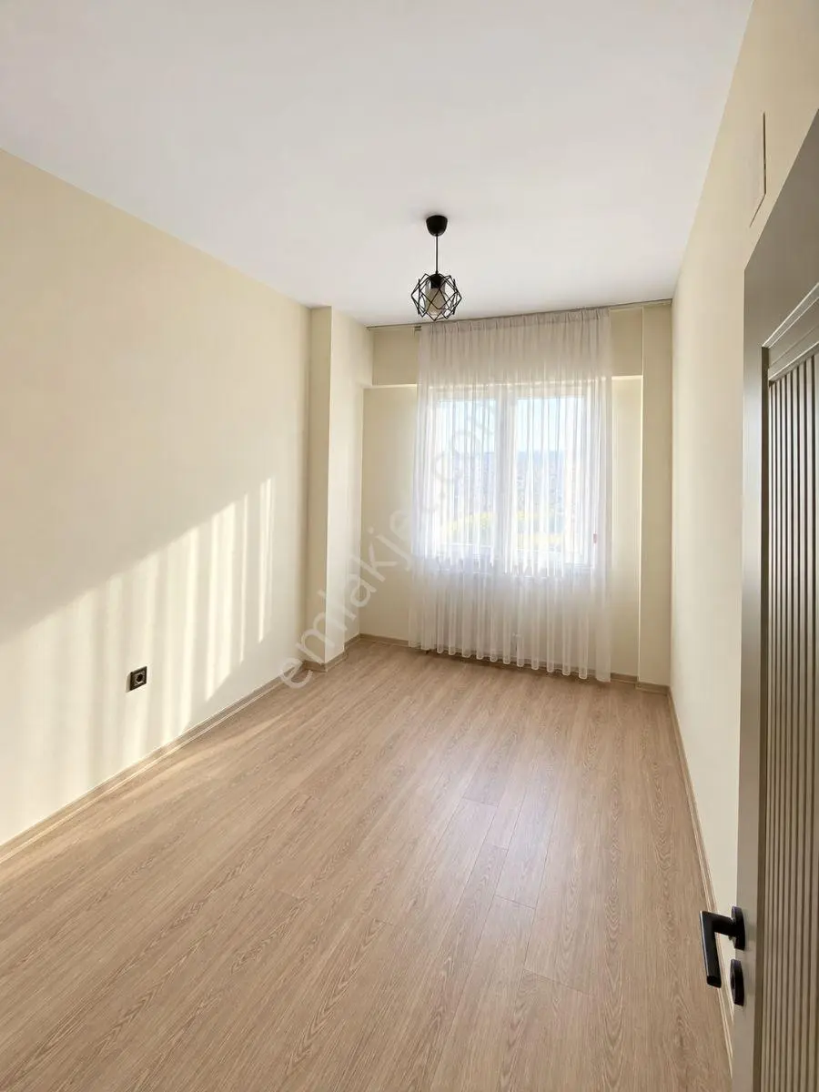 Yamaçtepe Aksay Batı Yakası Sitesinde Geniş Ve Ferah 4+1 Daire! — fotoğraf 8