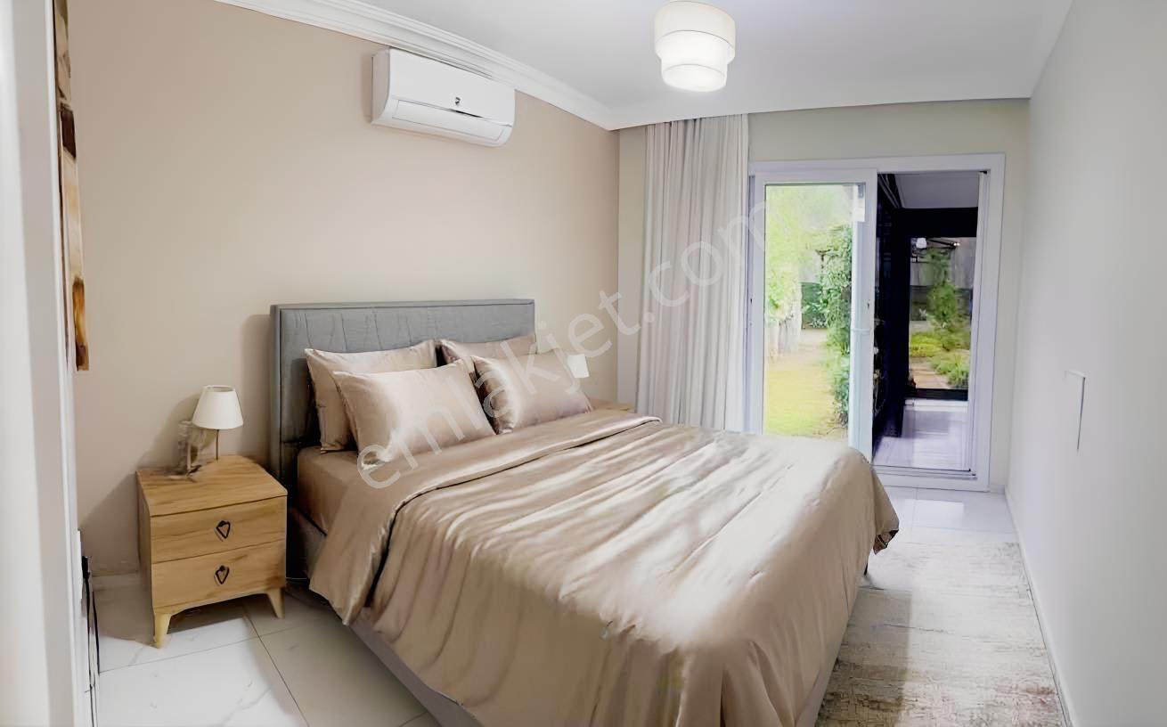 Marmaris Değirmenyanında Harika Konumda 400 M2 İçinde 4+1 Ev — fotoğraf 13