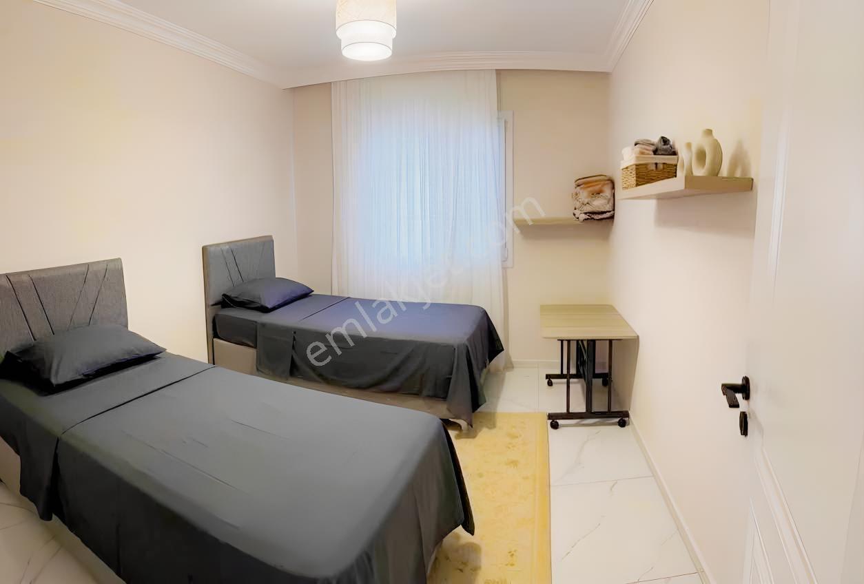 Marmaris Değirmenyanında Harika Konumda 400 M2 İçinde 4+1 Ev — fotoğraf 14