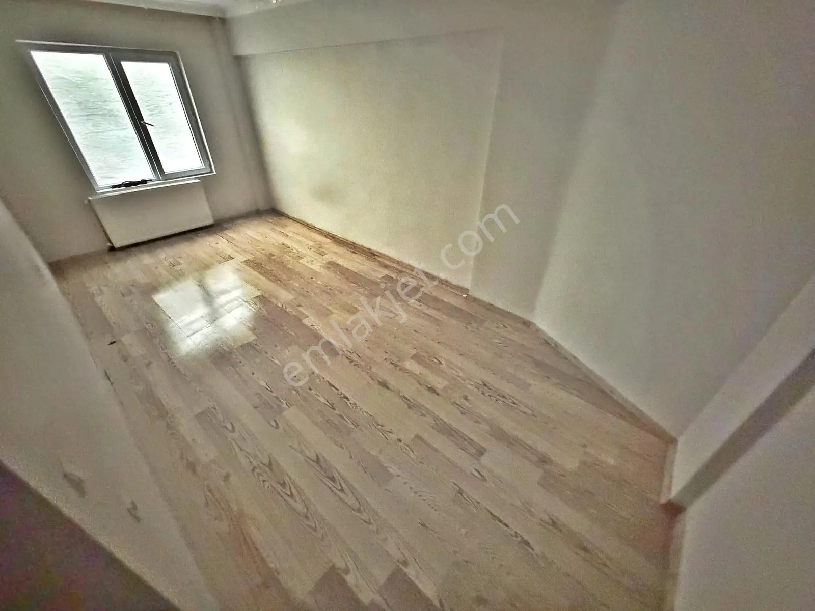 Ataparkta 1291 Sokakta Uygun, Balkonlu Asansörlü Geniş 3+1 Daire — fotoğraf 18
