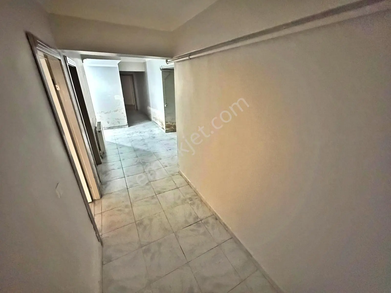 Ataparkta 1291 Sokakta Uygun, Balkonlu Asansörlü Geniş 3+1 Daire — fotoğraf 25