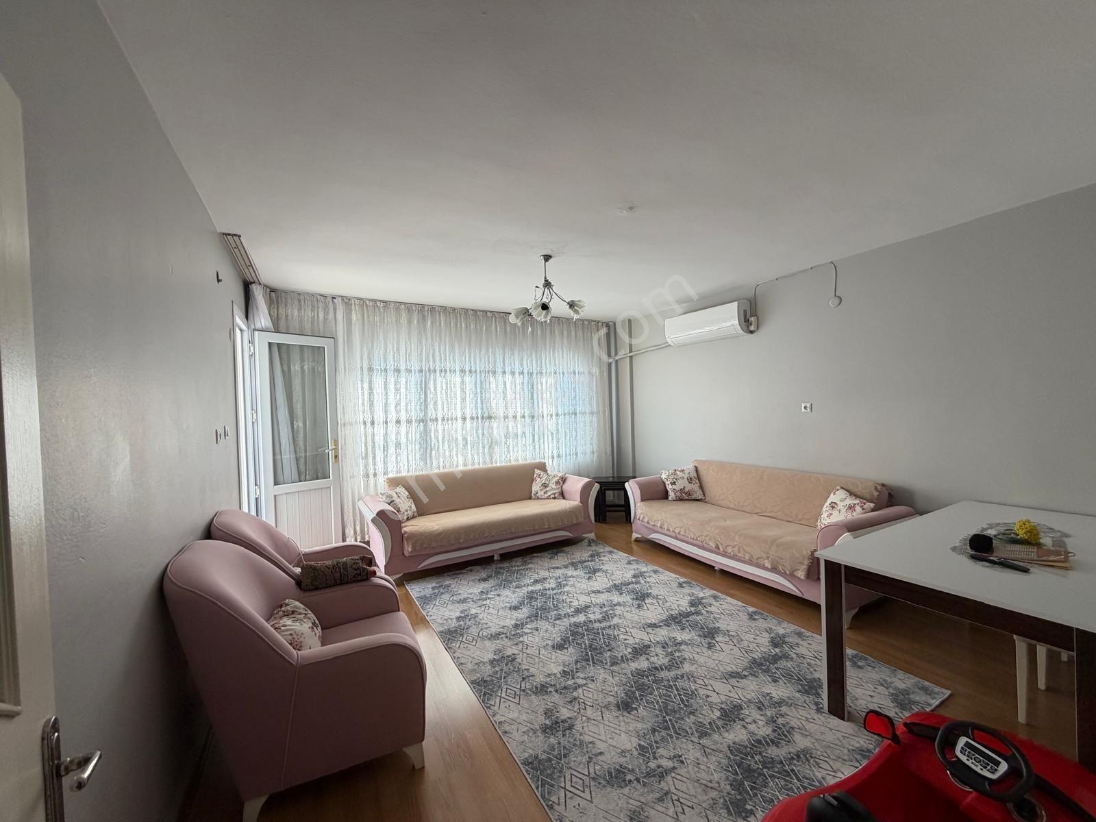 Prestij'Den Sağlık'Ta Geniş Oturumlu Temiz 3+1 Daire