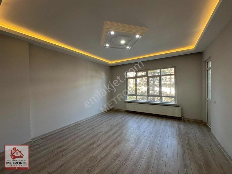 Elvankent Topçu Mah. Asansörlü Site İçinde Full Yapılı 3+1 Daire