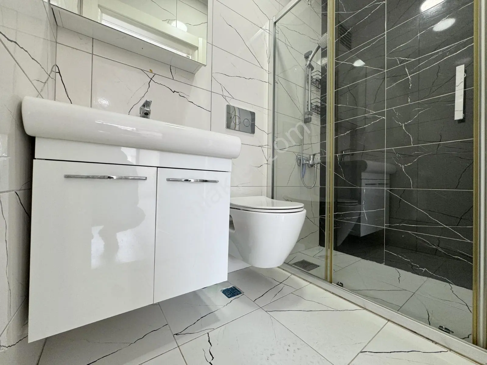 ▀güç'ten İkizçayda Yüzme Havuzlu & Otoparklı Ultra Lüx 3+1 Daire — fotoğraf 11