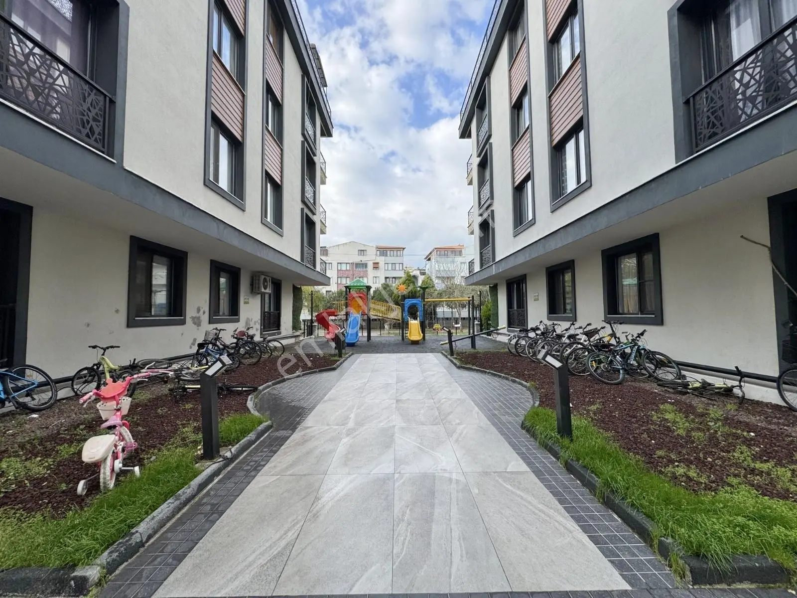 ▀güç'ten İkizçayda Yüzme Havuzlu & Otoparklı Ultra Lüx 3+1 Daire — fotoğraf 19