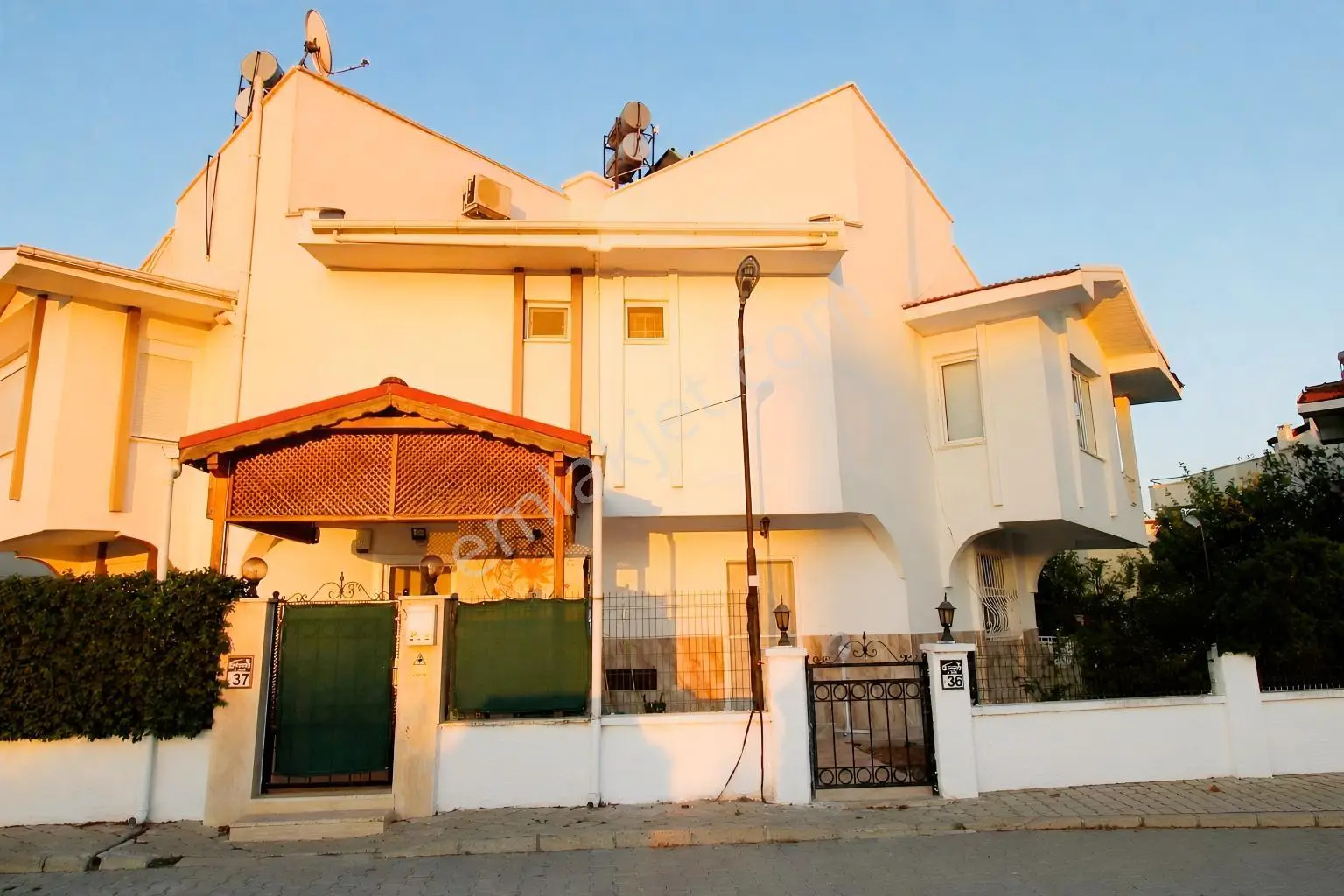 Kadriye'de Müstakil Bahçeli Ve Eşyalı 4+1 Villa | Tekce — fotoğraf 2
