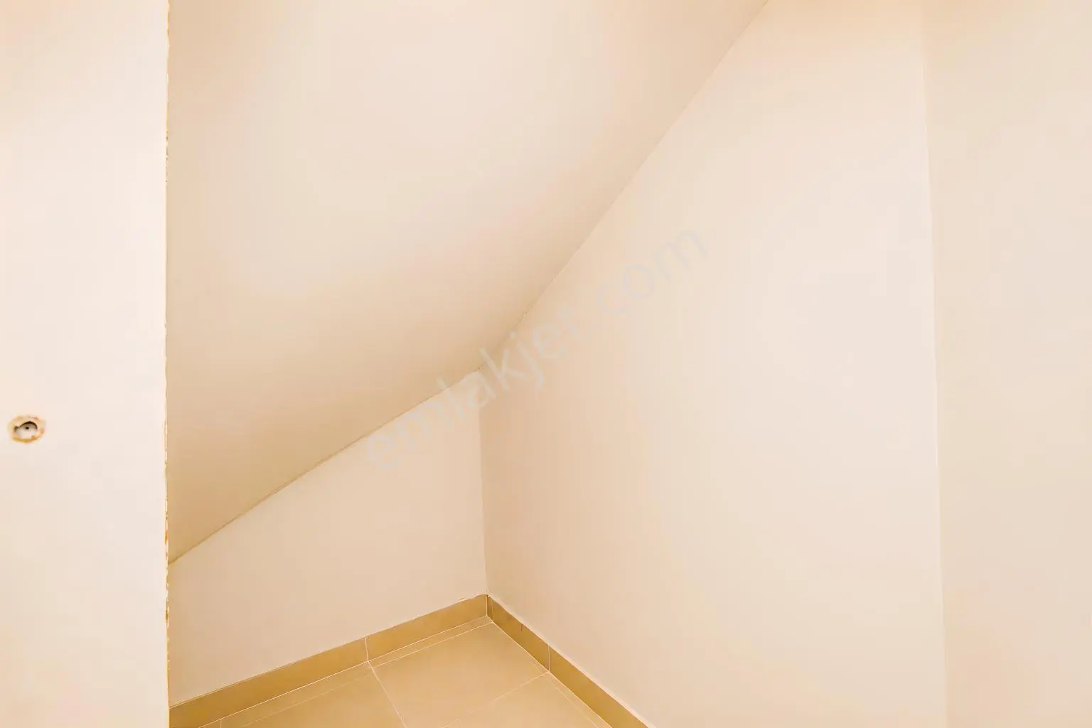 Kadriye'de Müstakil Bahçeli Ve Eşyalı 4+1 Villa | Tekce — fotoğraf 14