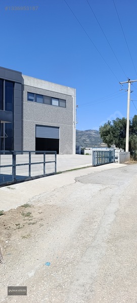 Emlak Atölyesinden Kemalpaşa Mehmet Akif'Te Kiralık Arazi-Bahçe