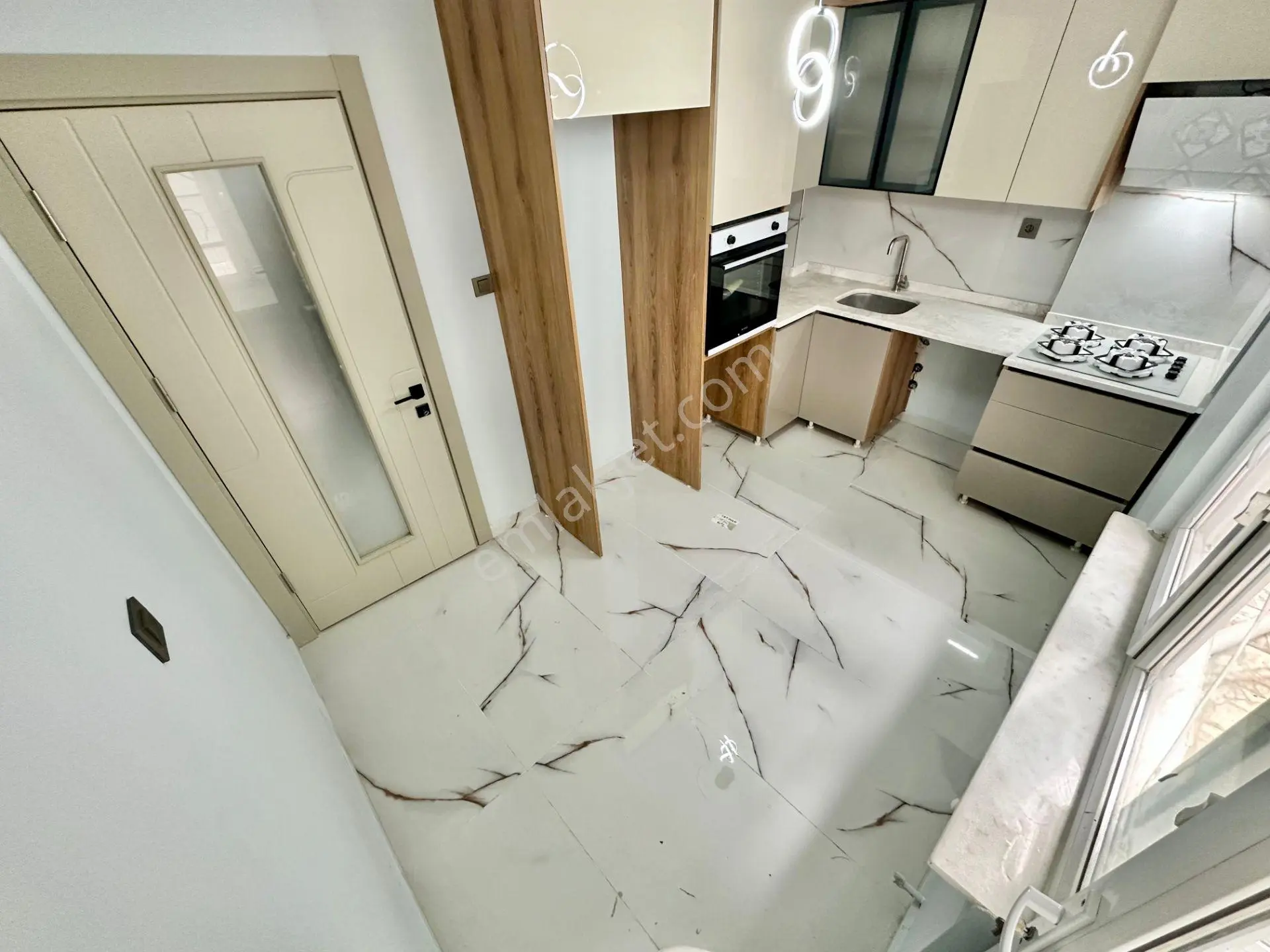 ꧁ay Emlaktan꧂müstakil Tadında Bahçe Kullanımlı Ön Cephe Masrafsız 2+1 Daire — fotoğraf 13