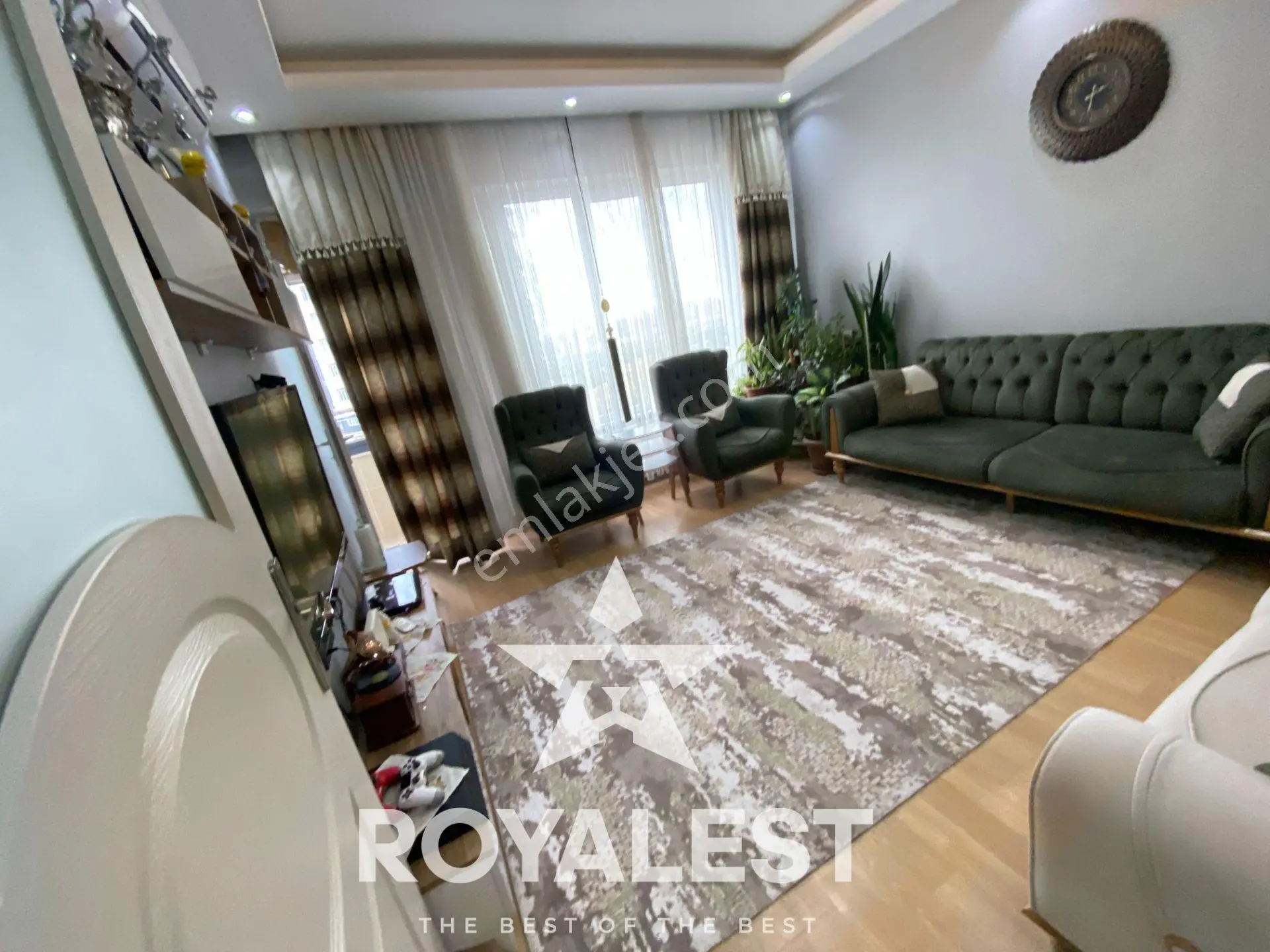 Royalest'ten Akkent'te Bakımlı Masrafsız Göbek Daire — fotoğraf 4