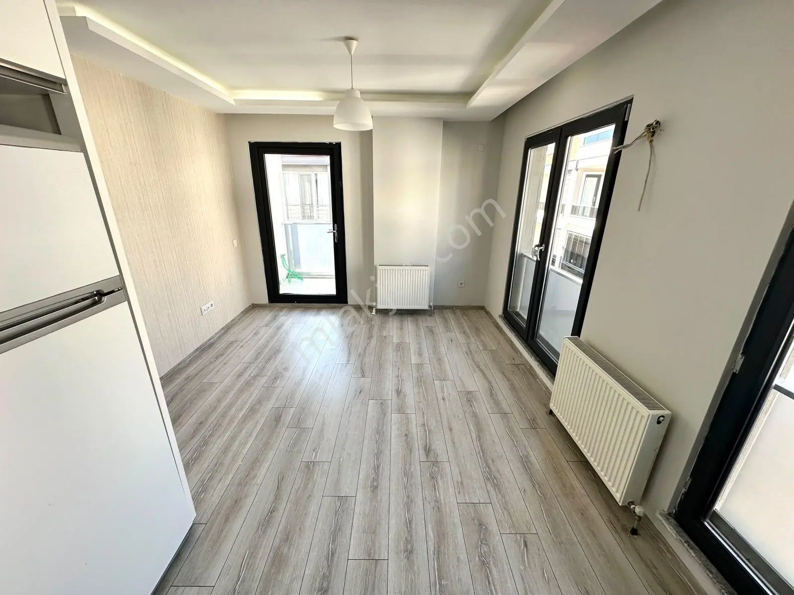 Referans'tan Altınkum'da Havuzlu Kapalı Otopark 1+1 Daire — fotoğraf 4