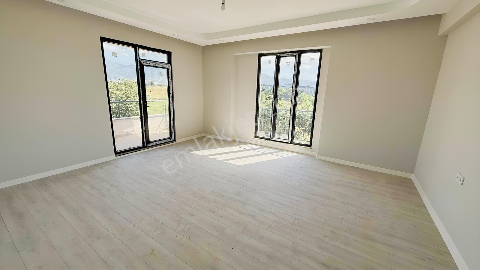 Rw Nova'dan Kartepe Fsm.mah Satılık 3+1 Çatı Dubleks Daire — fotoğraf 6