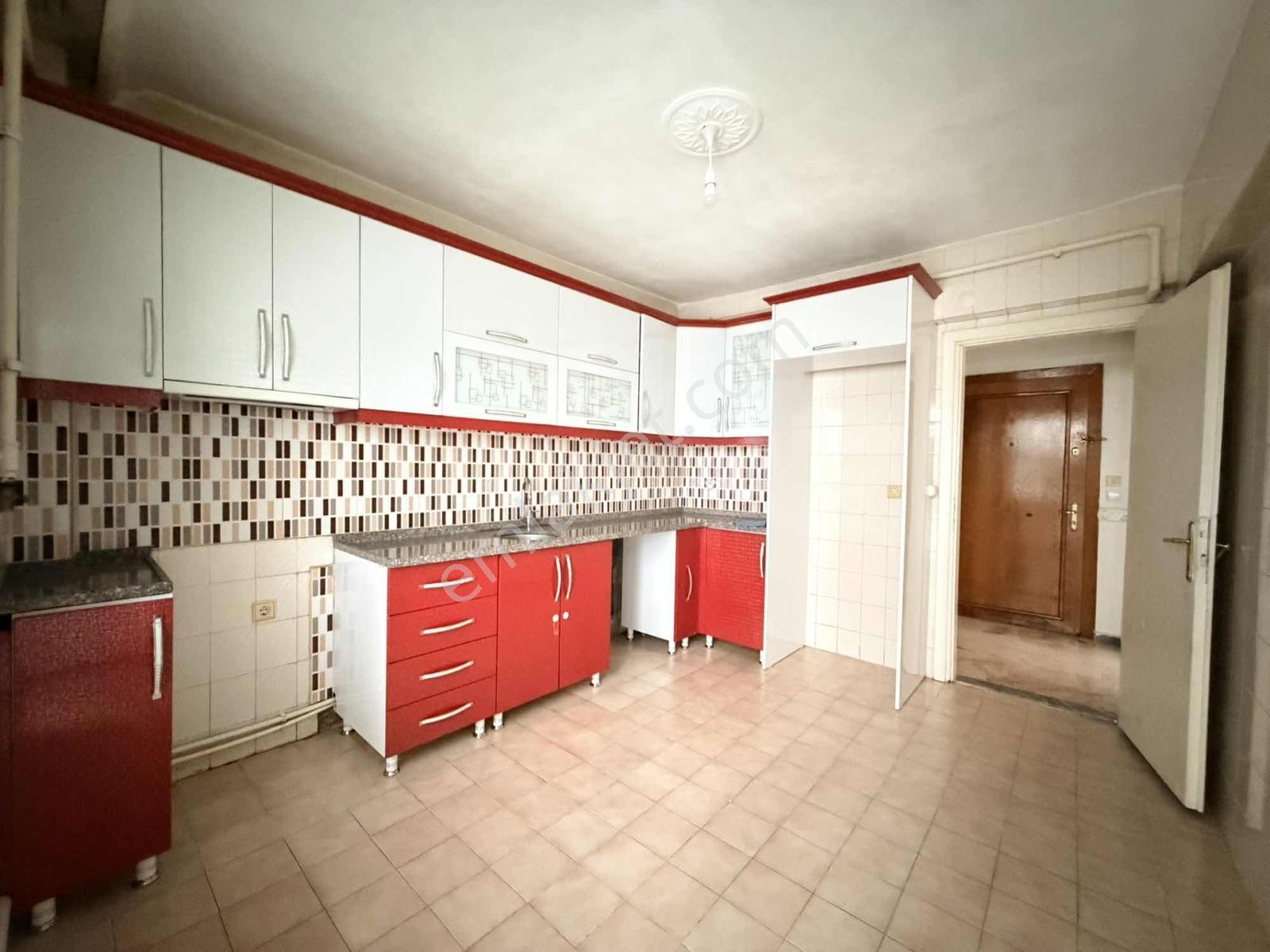 Çorlu Kazımiyede 3+1 Arakat Satılık Daire // Revos — fotoğraf 8