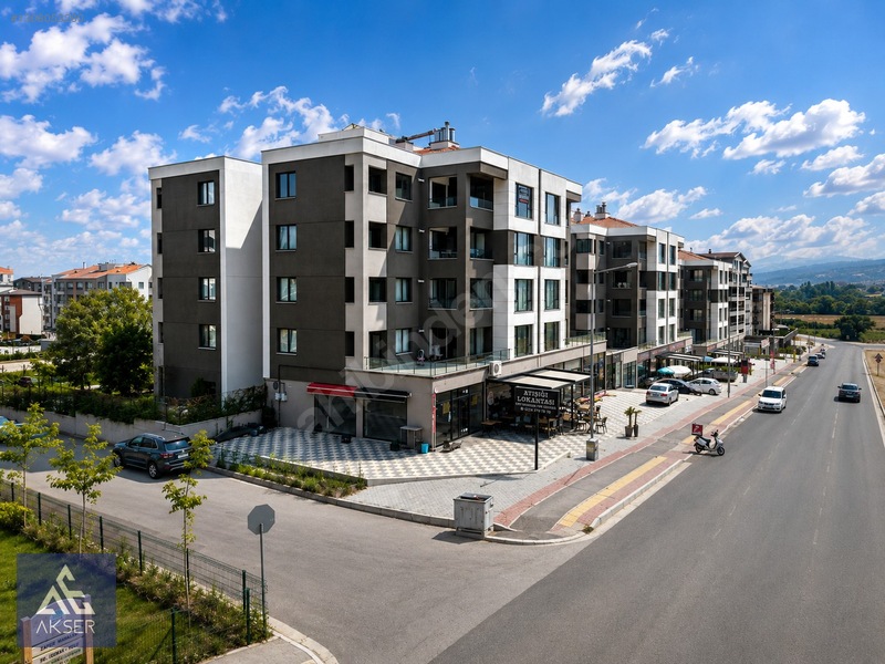 Akser Gyd // 114m2 Mağaza (baca Sistemli) / Kayapa Osb Karşısı — fotoğraf 2