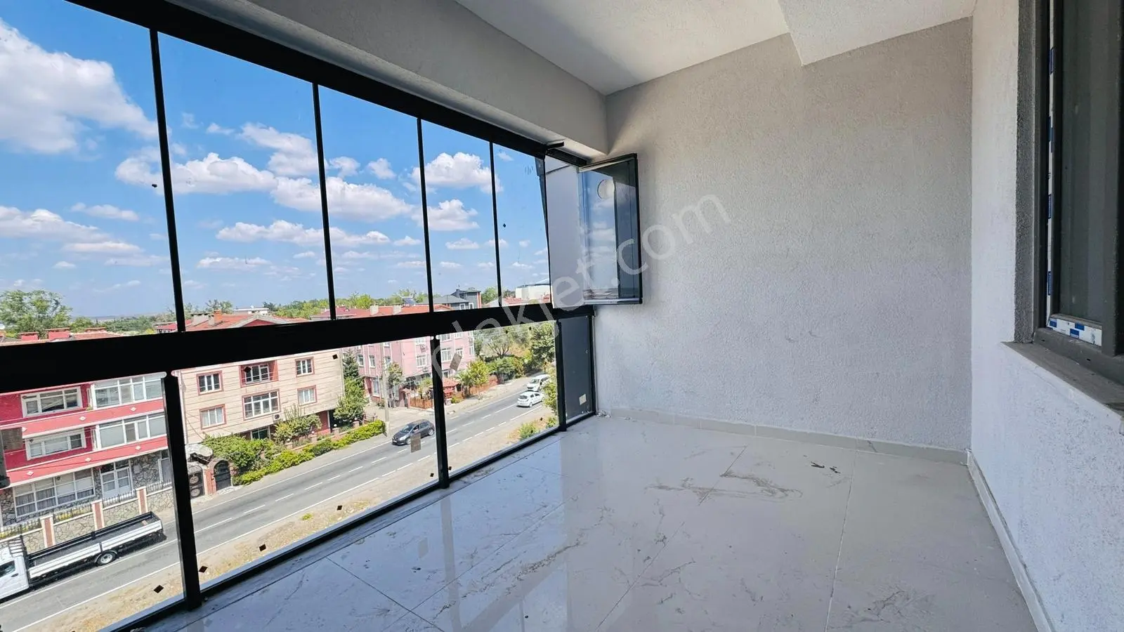 Redstonedan Hatipte Ayrı Mutfaklı Site İçi Yerden Isıtmalı Daire — fotoğraf 4