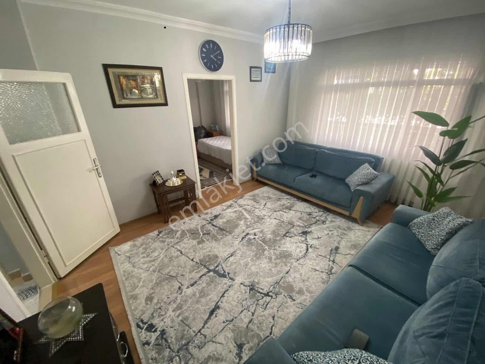Ata Caddesi 2+1 Yüksek Griş Altta Daire Var Yapılı Merkezi Konum — fotoğraf 11