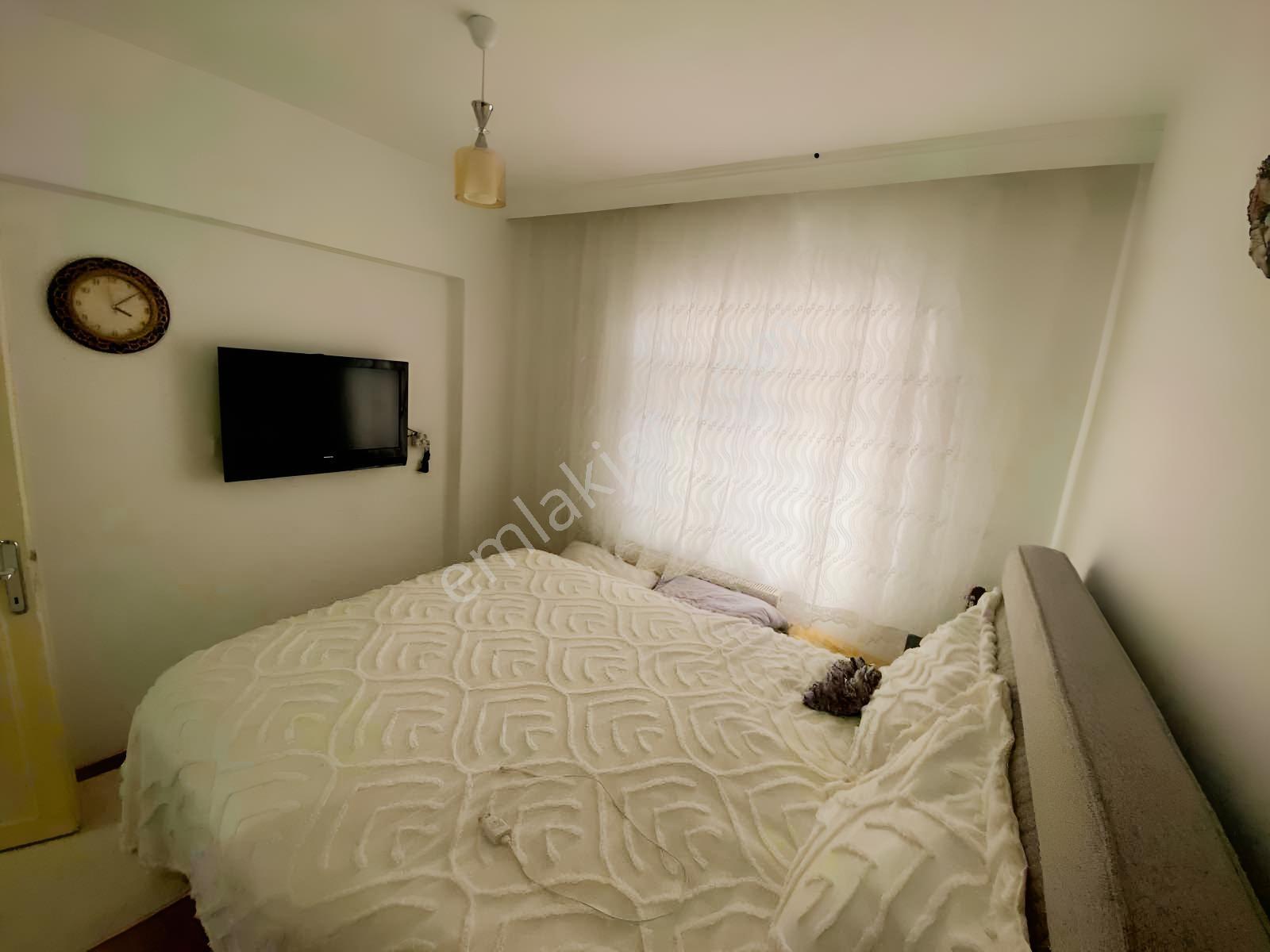 Ata Caddesi 2+1 Yüksek Griş Altta Daire Var Yapılı Merkezi Konum — fotoğraf 20