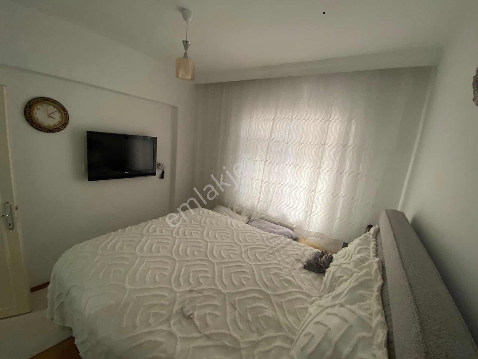 Ata Caddesi 2+1 Yüksek Griş Altta Daire Var Yapılı Merkezi Konum — fotoğraf 22