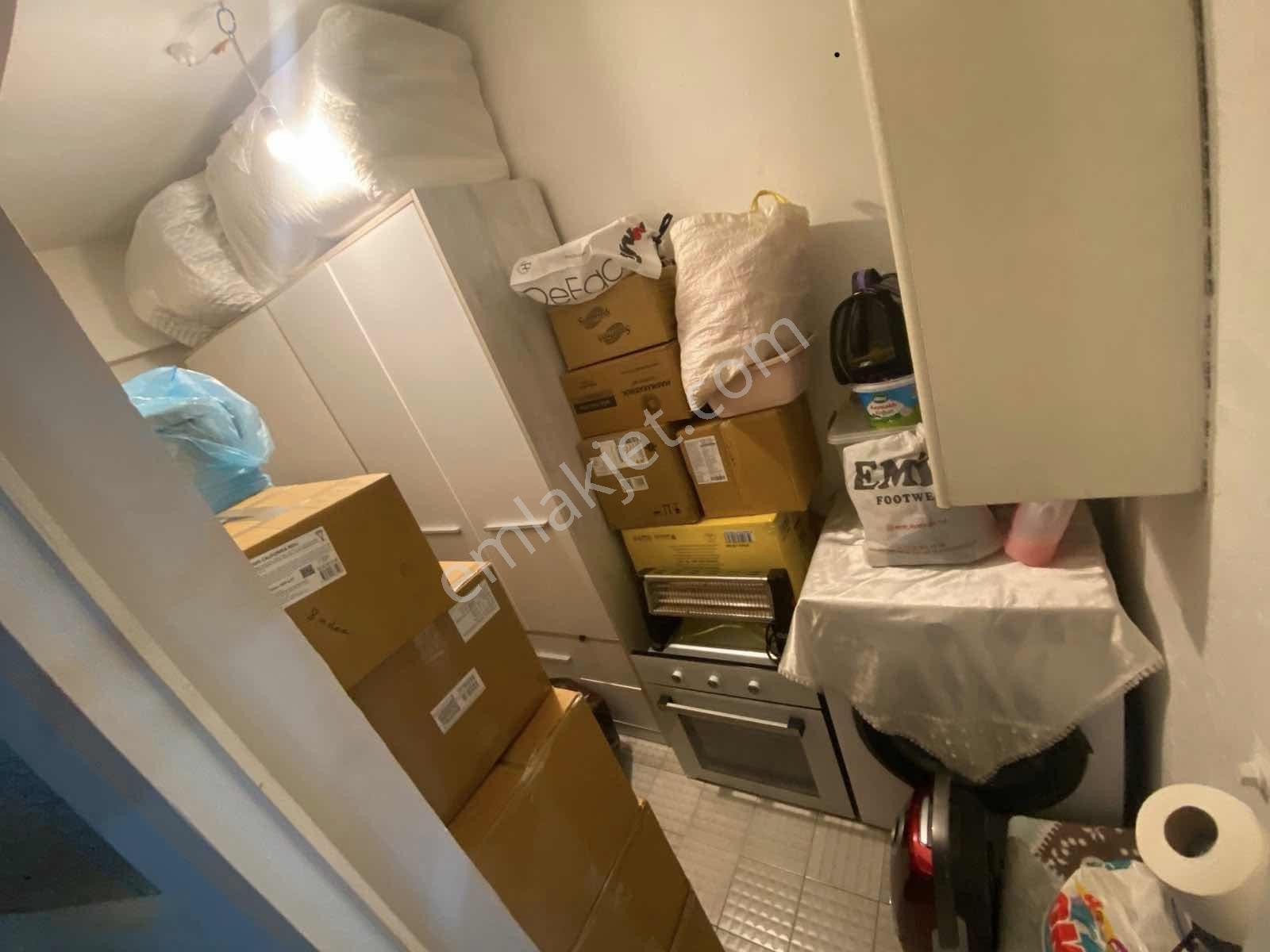 Ata Caddesi 2+1 Yüksek Griş Altta Daire Var Yapılı Merkezi Konum — fotoğraf 23