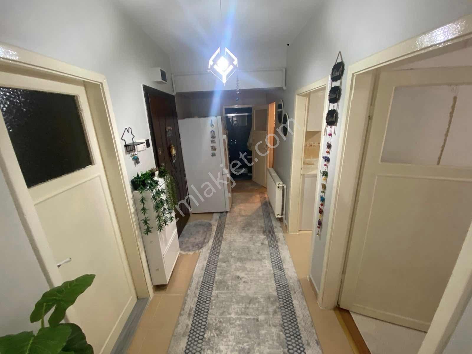 Ata Caddesi 2+1 Yüksek Griş Altta Daire Var Yapılı Merkezi Konum — fotoğraf 28
