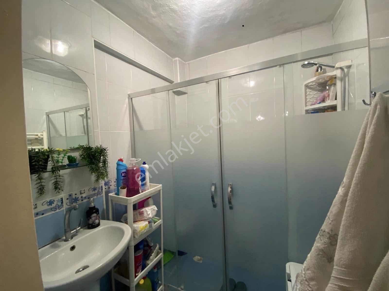 Ata Caddesi 2+1 Yüksek Griş Altta Daire Var Yapılı Merkezi Konum — fotoğraf 31