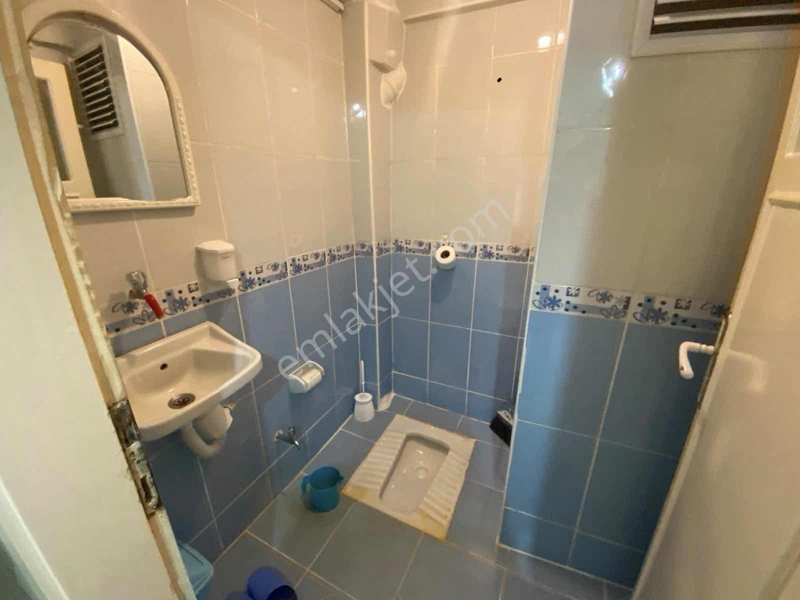Ata Caddesi 2+1 Yüksek Griş Altta Daire Var Yapılı Merkezi Konum — fotoğraf 34