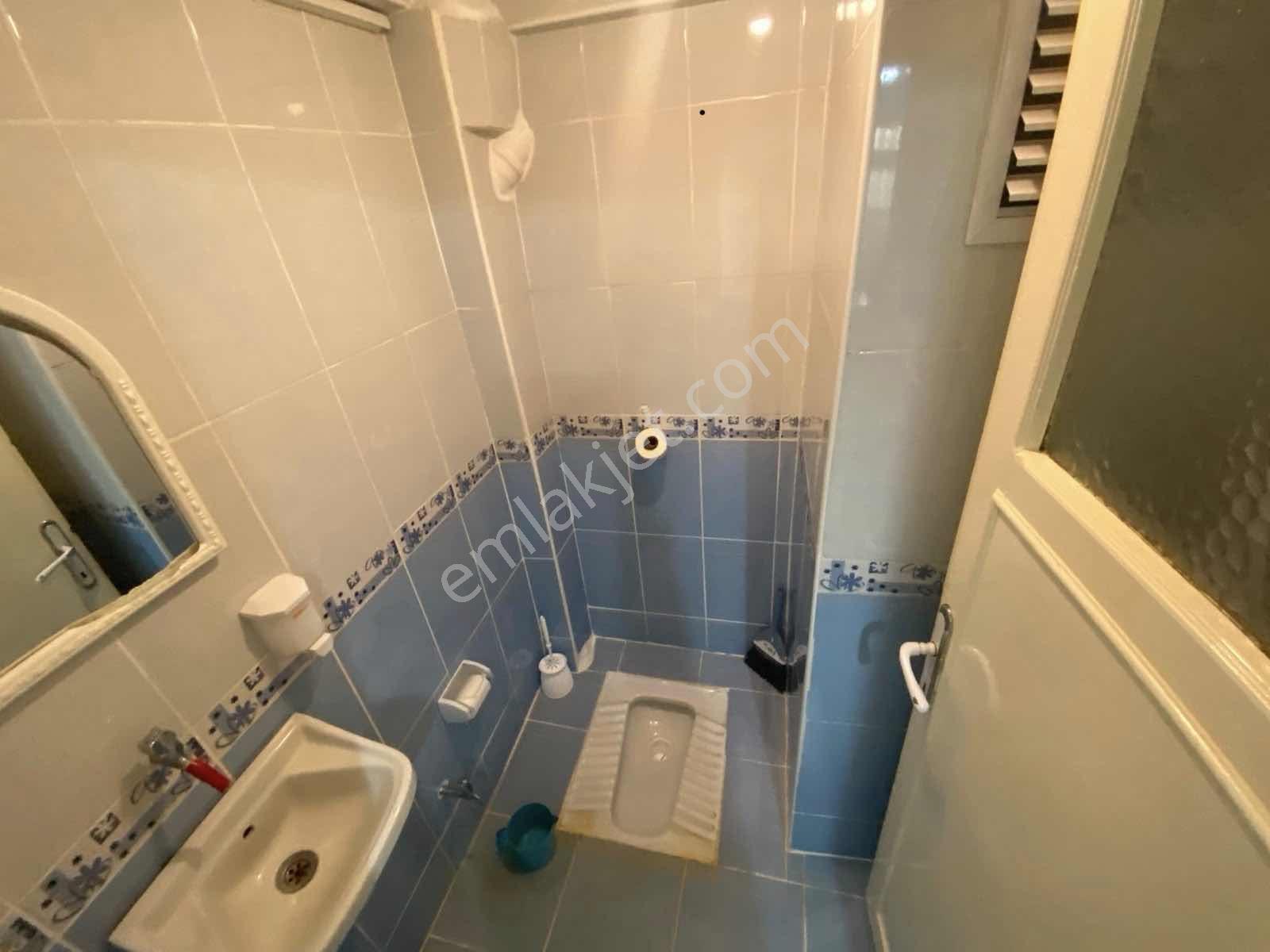 Ata Caddesi 2+1 Yüksek Griş Altta Daire Var Yapılı Merkezi Konum — fotoğraf 35