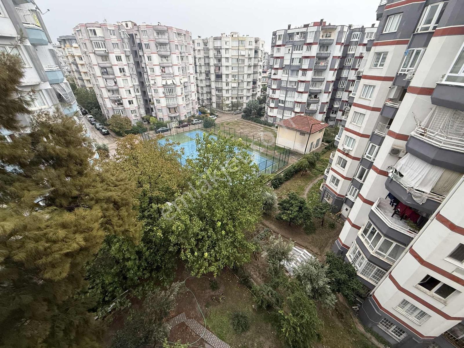 Cumhuriyet Mah. Barış Sit Doğalgazlı Asansörlü İzban'a Yakın 2+1 — fotoğraf 10