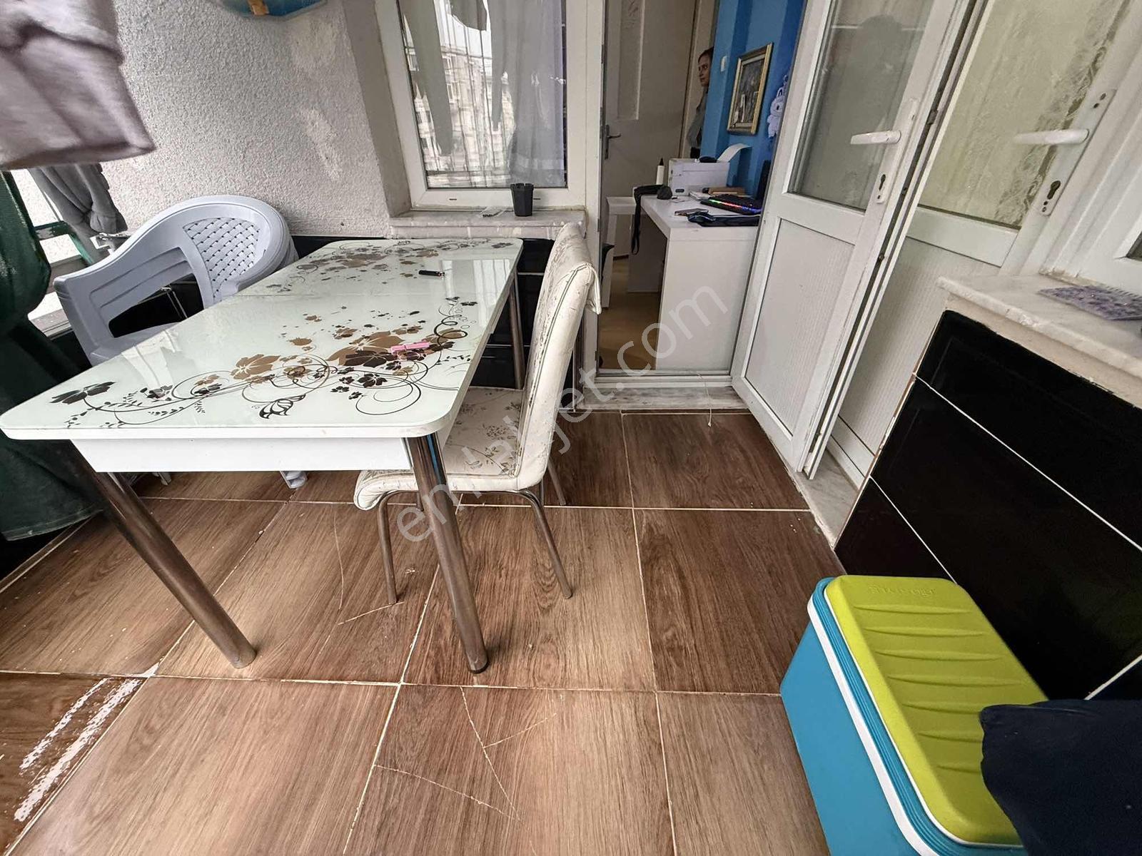 Cumhuriyet Mah. Barış Sit Doğalgazlı Asansörlü İzban'a Yakın 2+1 — fotoğraf 11