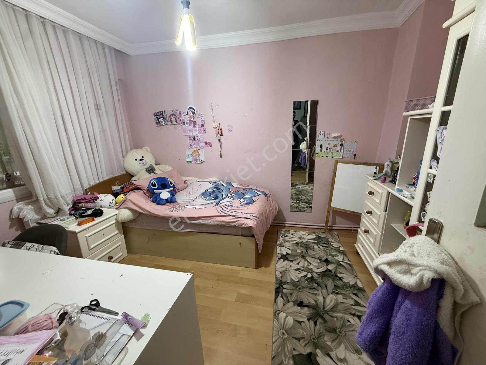 Cumhuriyet Mah. Barış Sit Doğalgazlı Asansörlü İzban'a Yakın 2+1 — fotoğraf 16