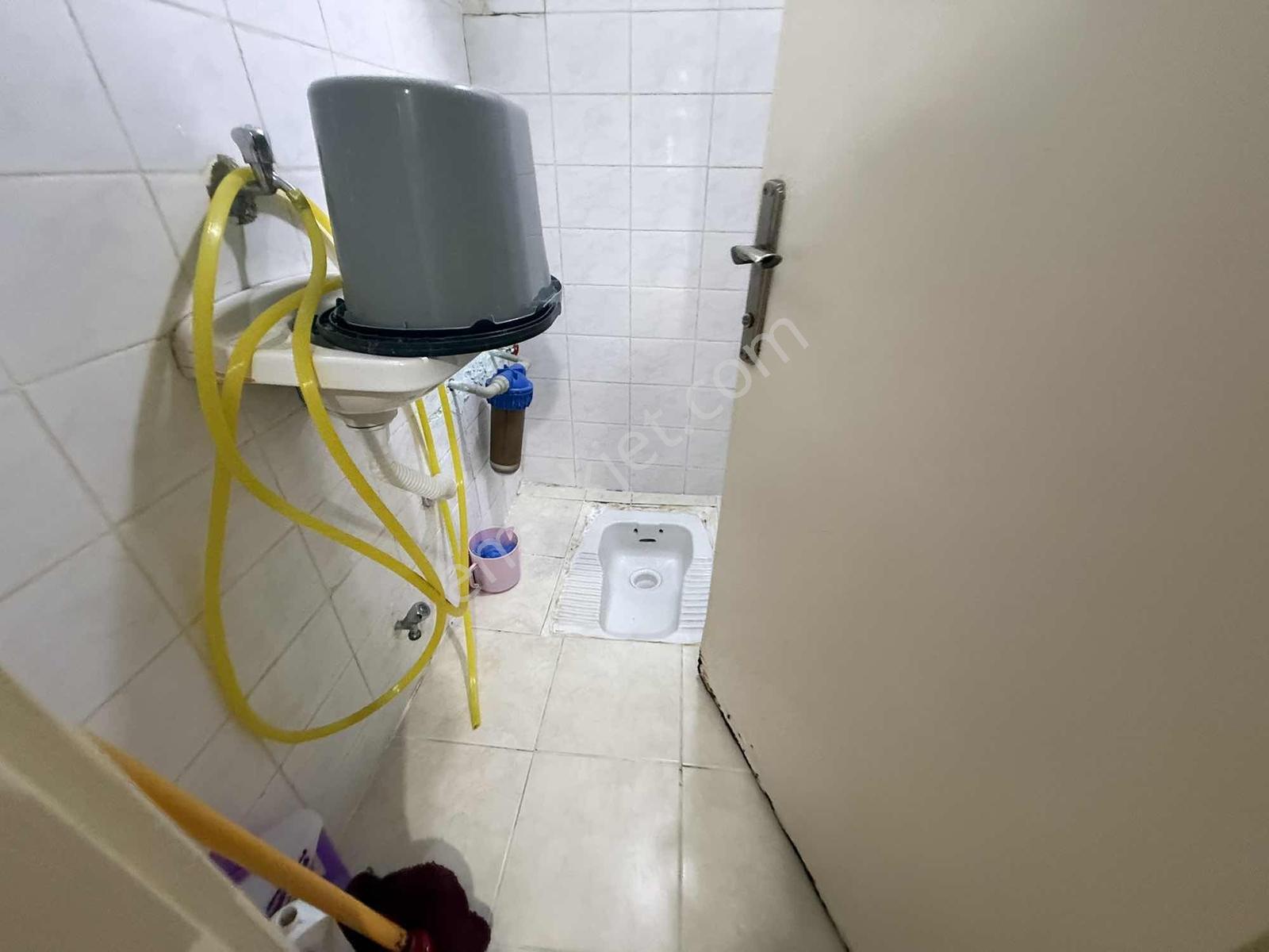 Cumhuriyet Mah. Barış Sit Doğalgazlı Asansörlü İzban'a Yakın 2+1 — fotoğraf 21