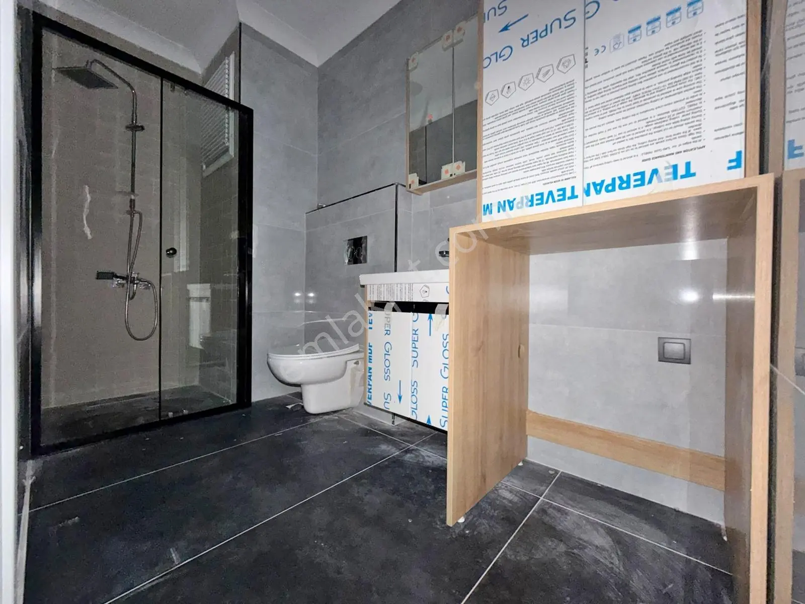 ▀güçten Altınkumda Ara Kat Yerden Isıtmalı Lüx Tasarım 2+1 Daire — fotoğraf 4