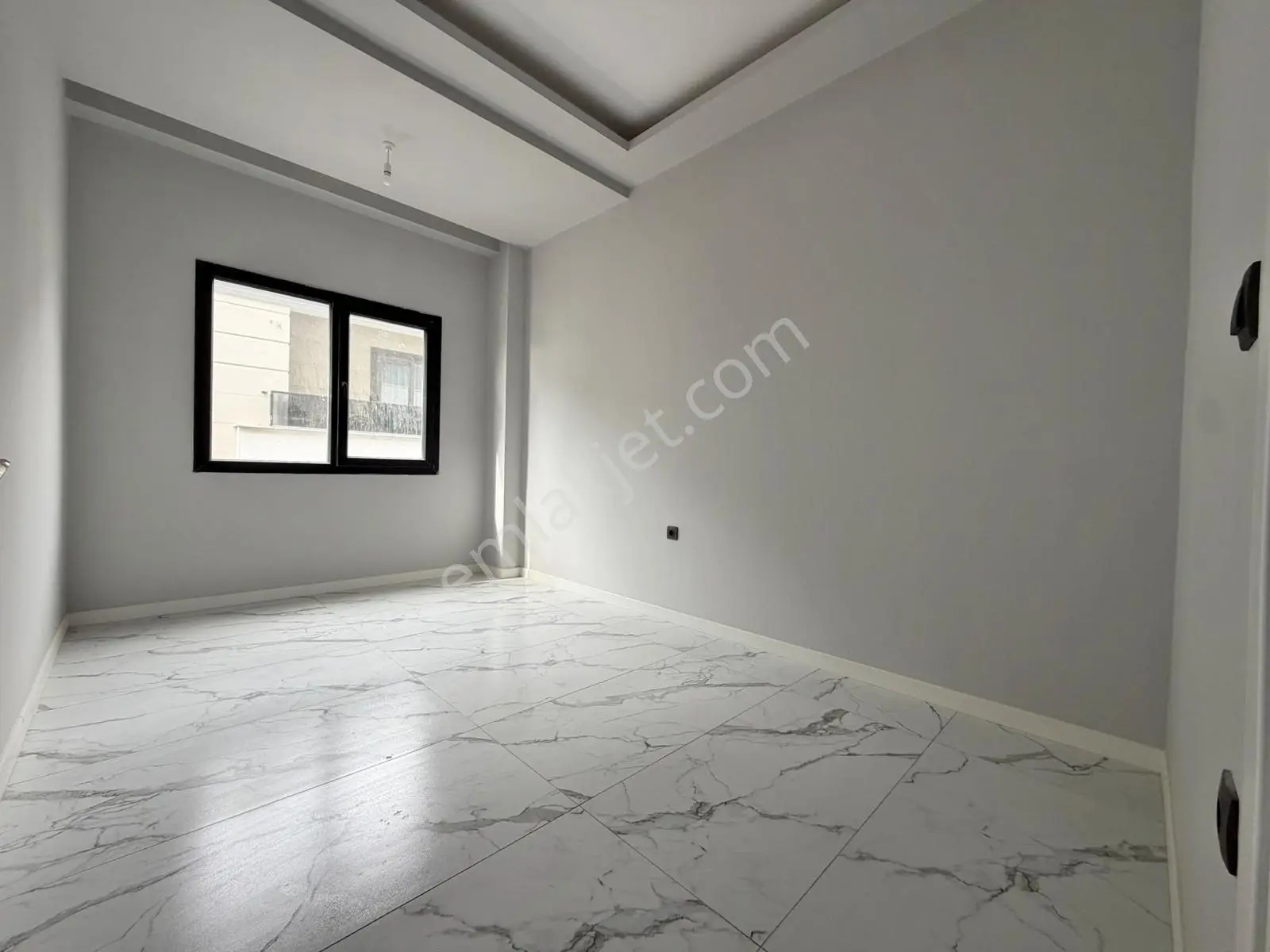 ▀güçten Altınkumda Ara Kat Yerden Isıtmalı Lüx Tasarım 2+1 Daire — fotoğraf 34